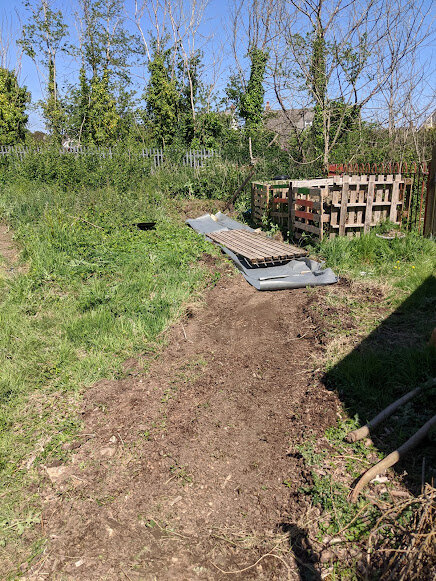 Compost bins from pallets.jpg