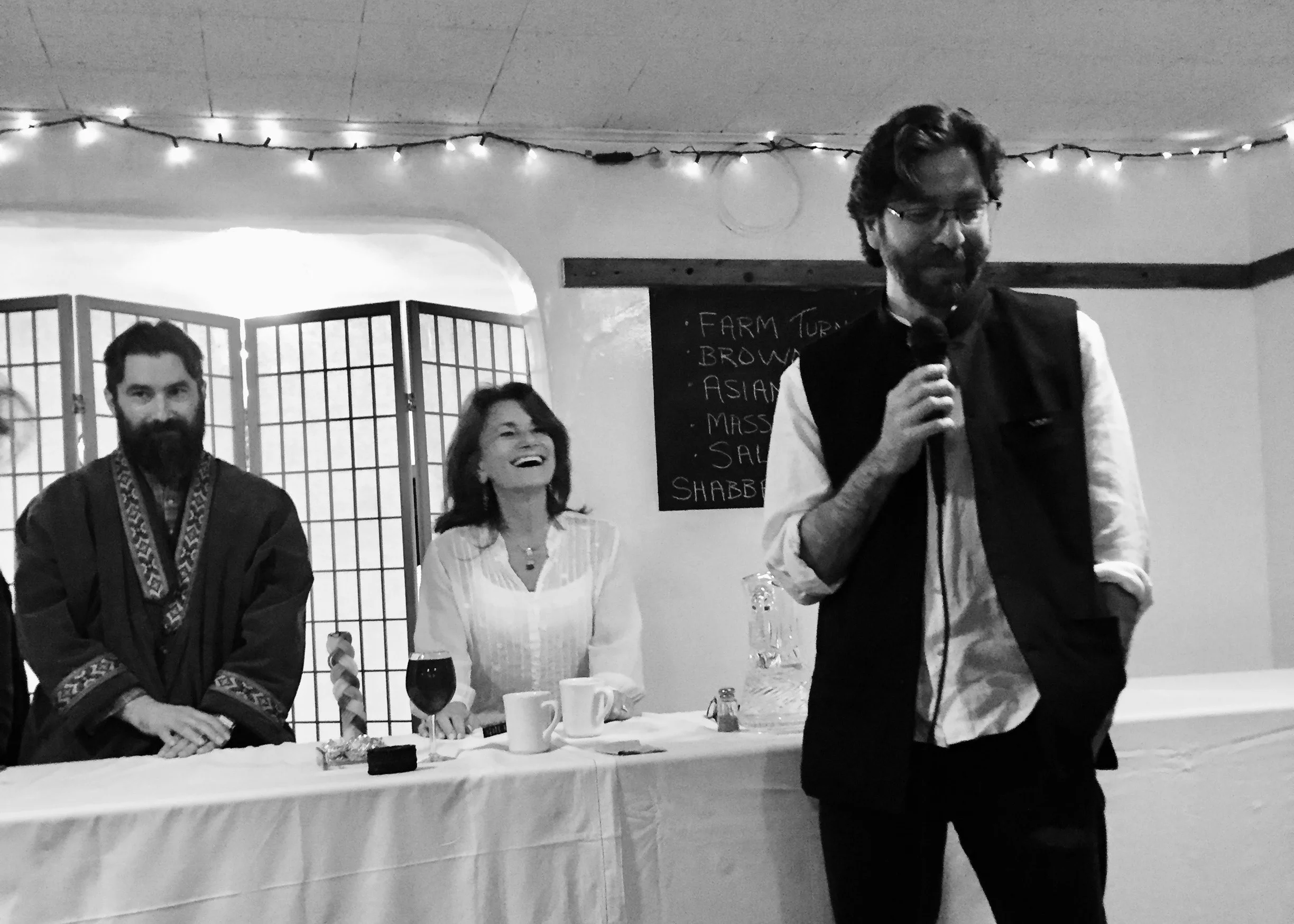  Telling stories at the “Sufism &amp; Judaism” program (Jennifer Alia Wittman, 2017) 