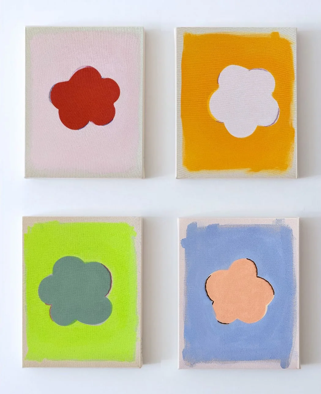 Guys 🤩 it&rsquo;s time! 

The new mini (yet VERY bold) collection is live on @liza.pruitt 

TAP my link in bio to shop! (hint: Cool moms love colorful art gifts)

#mothersdaygift #originalart