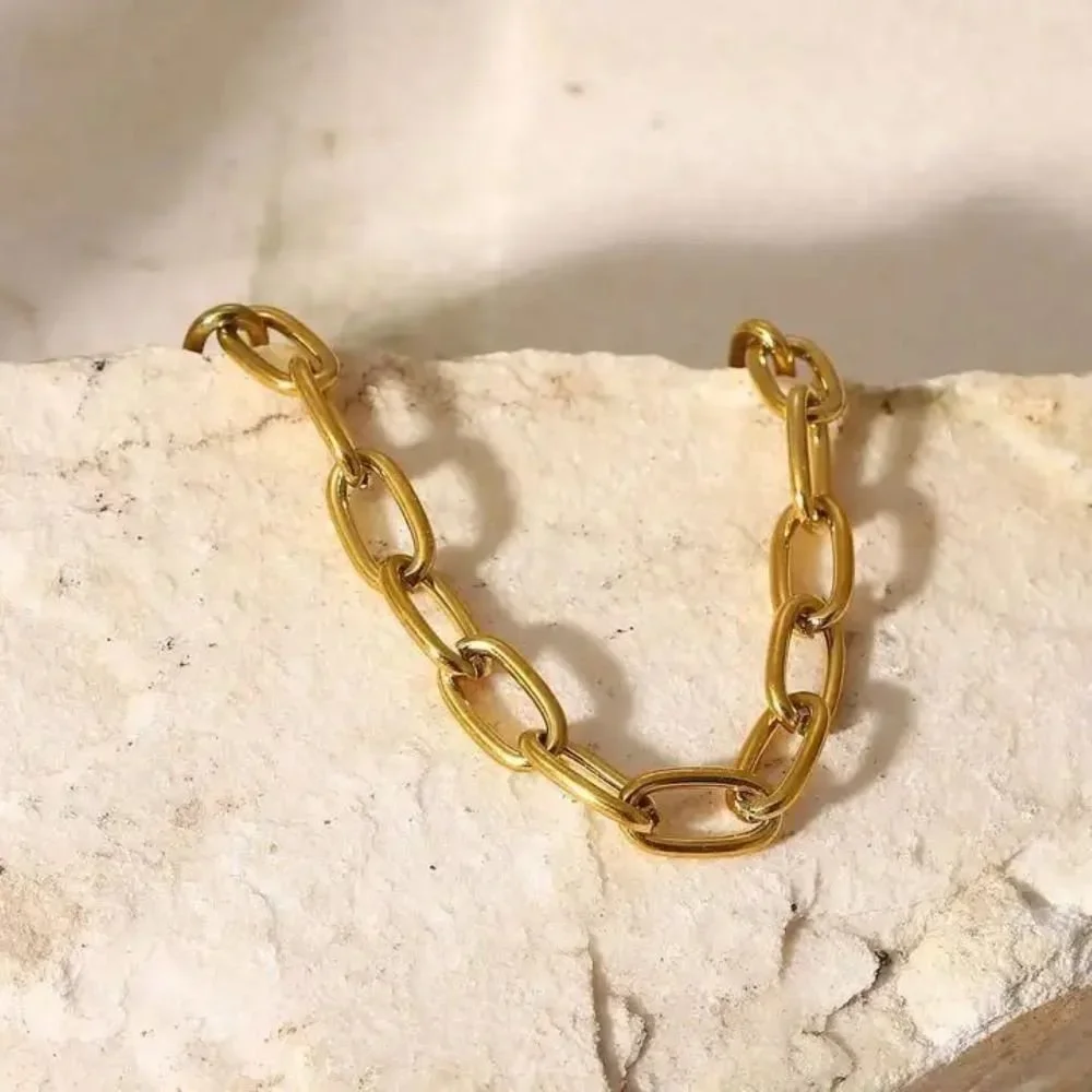 Parker Gold Chain Link Bracelet with toggle closure, a fashionable gold jewelry gift perfect for birthdays, anniversaries, holidays, and special occasions.
