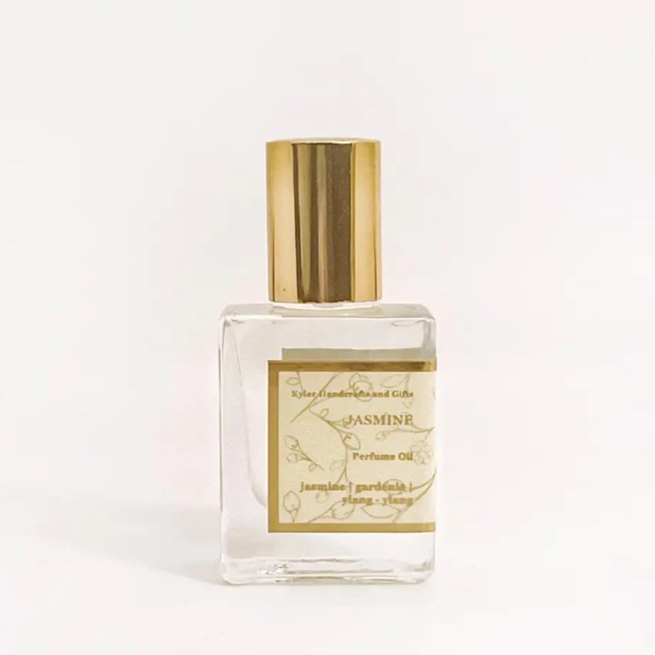 Perfumes With Jasmine And Ylang Ylang: Exotic Aroma Blend!