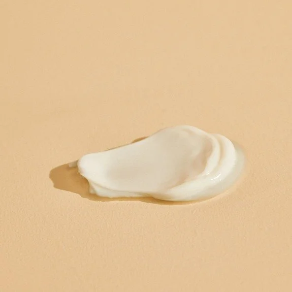 Natural and non-toxic orange citrus scented foot cream.