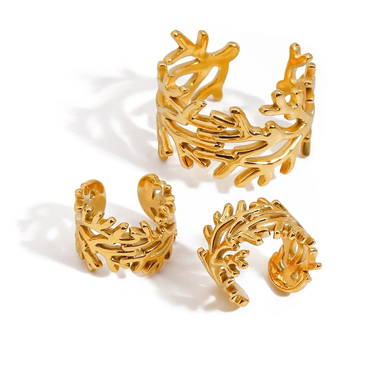 Ocean-inspired Coral Reef Gold Ring for women, a unique adjustable jewelry piece and thoughtful gift for birthdays, vacations, and special occasions.