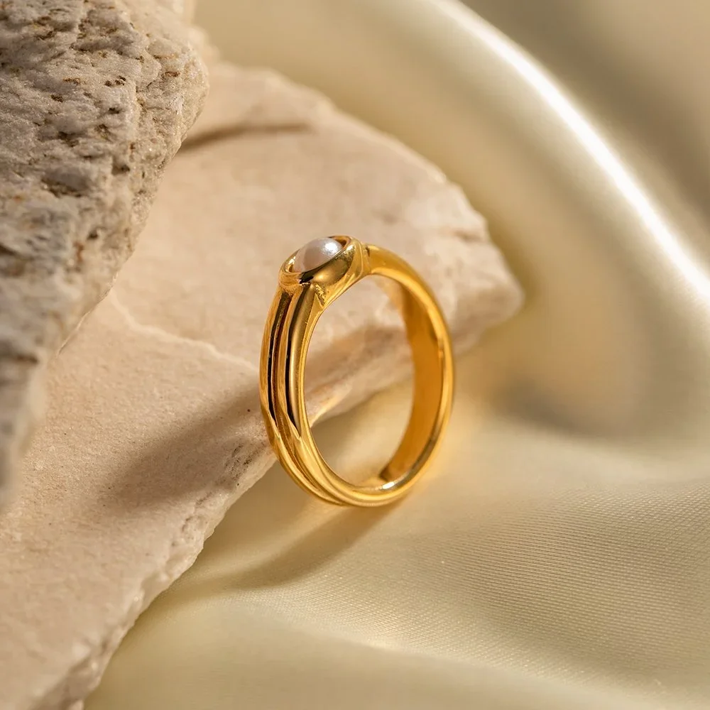 Freshwater Pearl Gold Ring for women, a classic stackable jewelry piece and thoughtful gift perfect for birthdays, weddings, anniversaries, and special occasions.