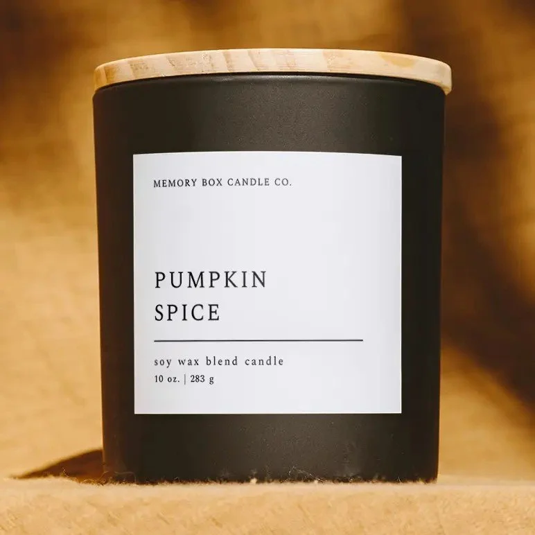 Pumpkin spice candle with sweet gourmand fragrances that are welcoming and inviting.