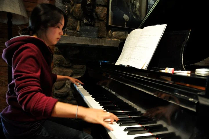 practicing With my trusty Hello Kitty eraser. Photo by Dre Tsai while visiting me at Kneisel Hall.
