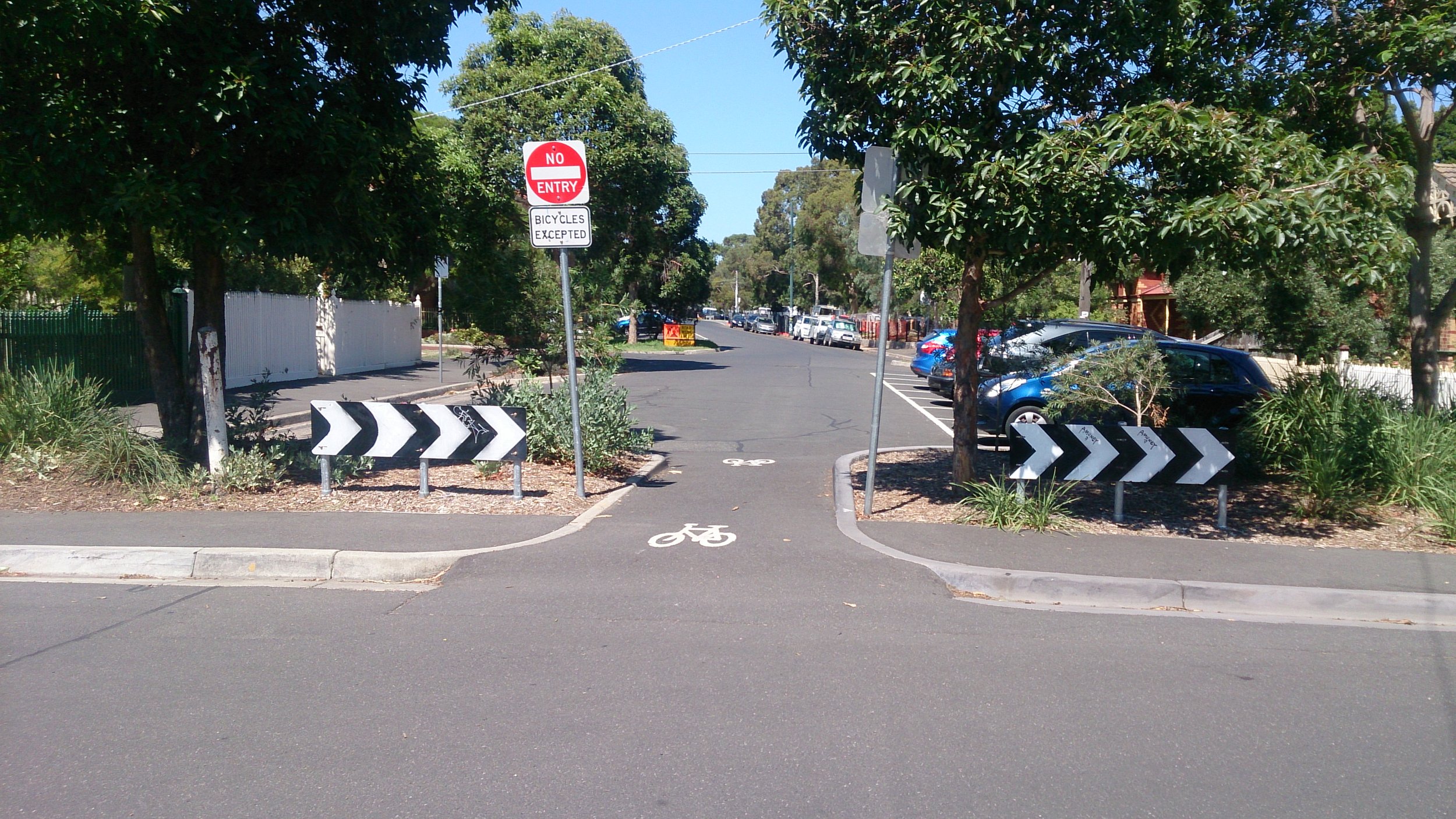 Small details make a difference: this cut through (on Williams St Balaclava) lets cyclists access a quiet back street.