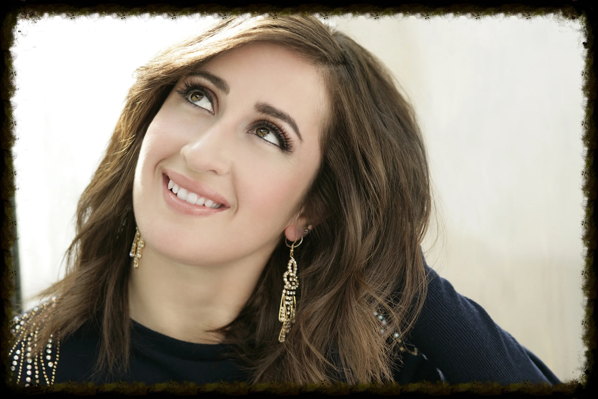 2702 Samantha Malk HI RES NEW.jpg