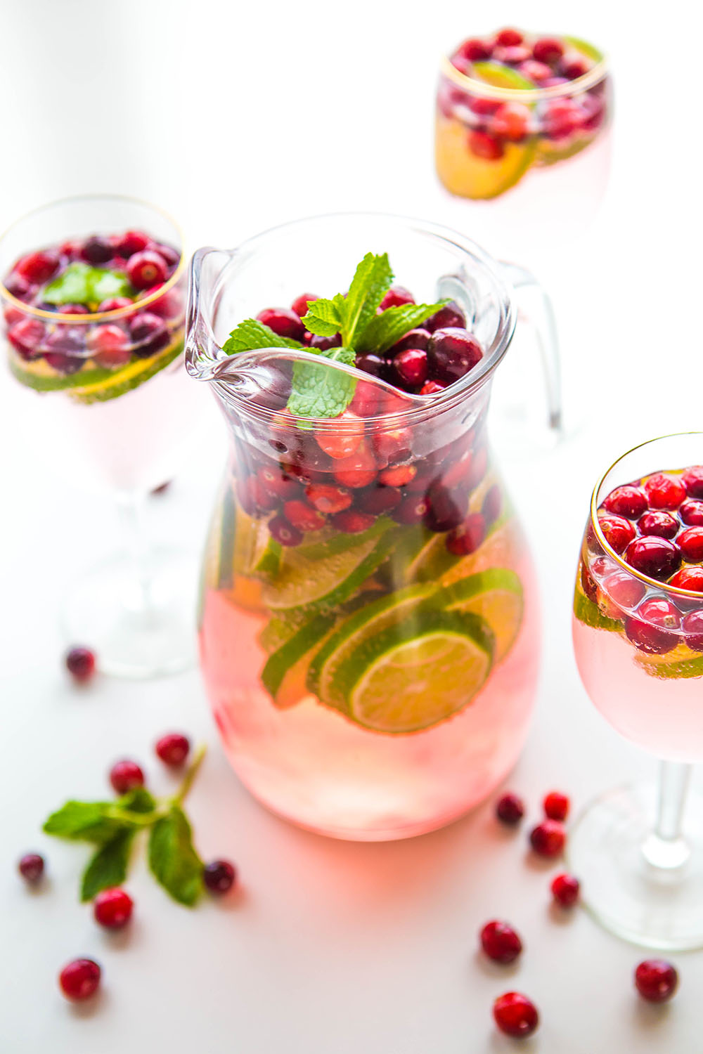 2015-1160 Minute Holiday SANGRIA 1.jpg