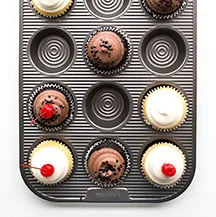 Conversations with a Cupcake Rediscover the classics. Once upon a time, a tiny little blog of mine was born. Long before Cheeky Kitchen, I was known as Conversations With a Cupcake. My first-time ventures in blogging were full of all sorts of experimental ideas. Rediscover all of the original posts at my now archived site: ConversationsWithACupcake.com