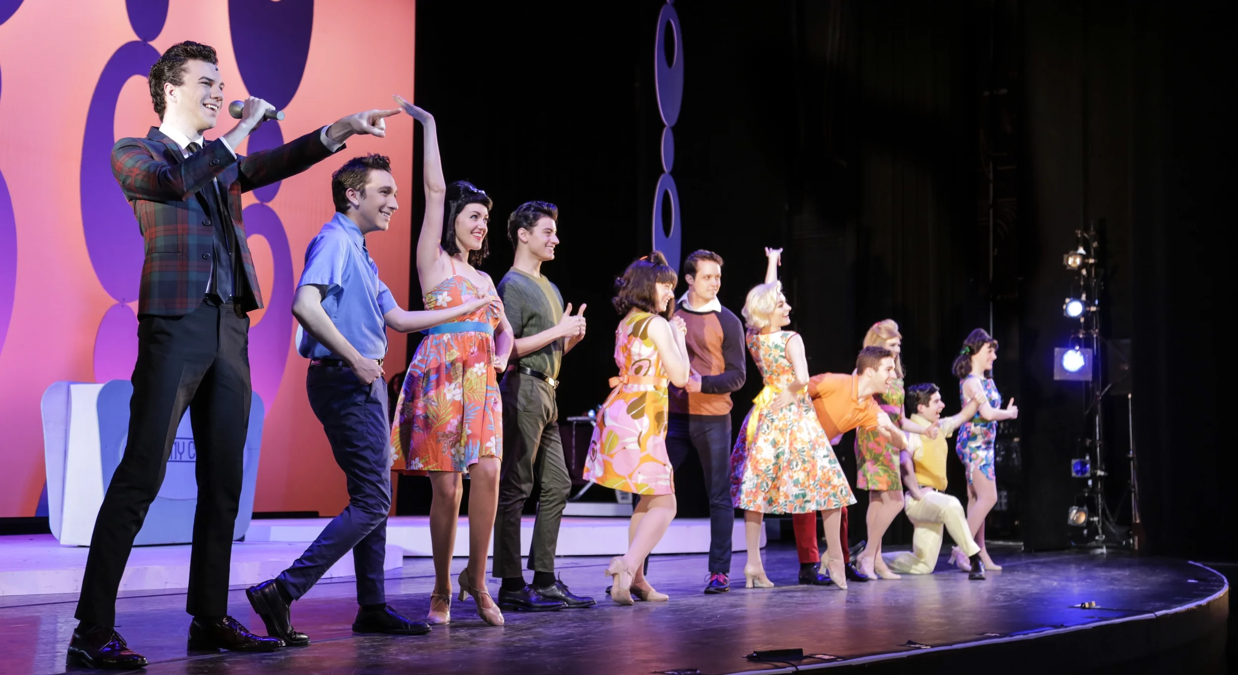 Nyu News Tnt Gets Grooving With Hairspray Tisch New Theatre Walls painted red/pink, themed rooms, vintage co. nyu news tnt gets grooving with