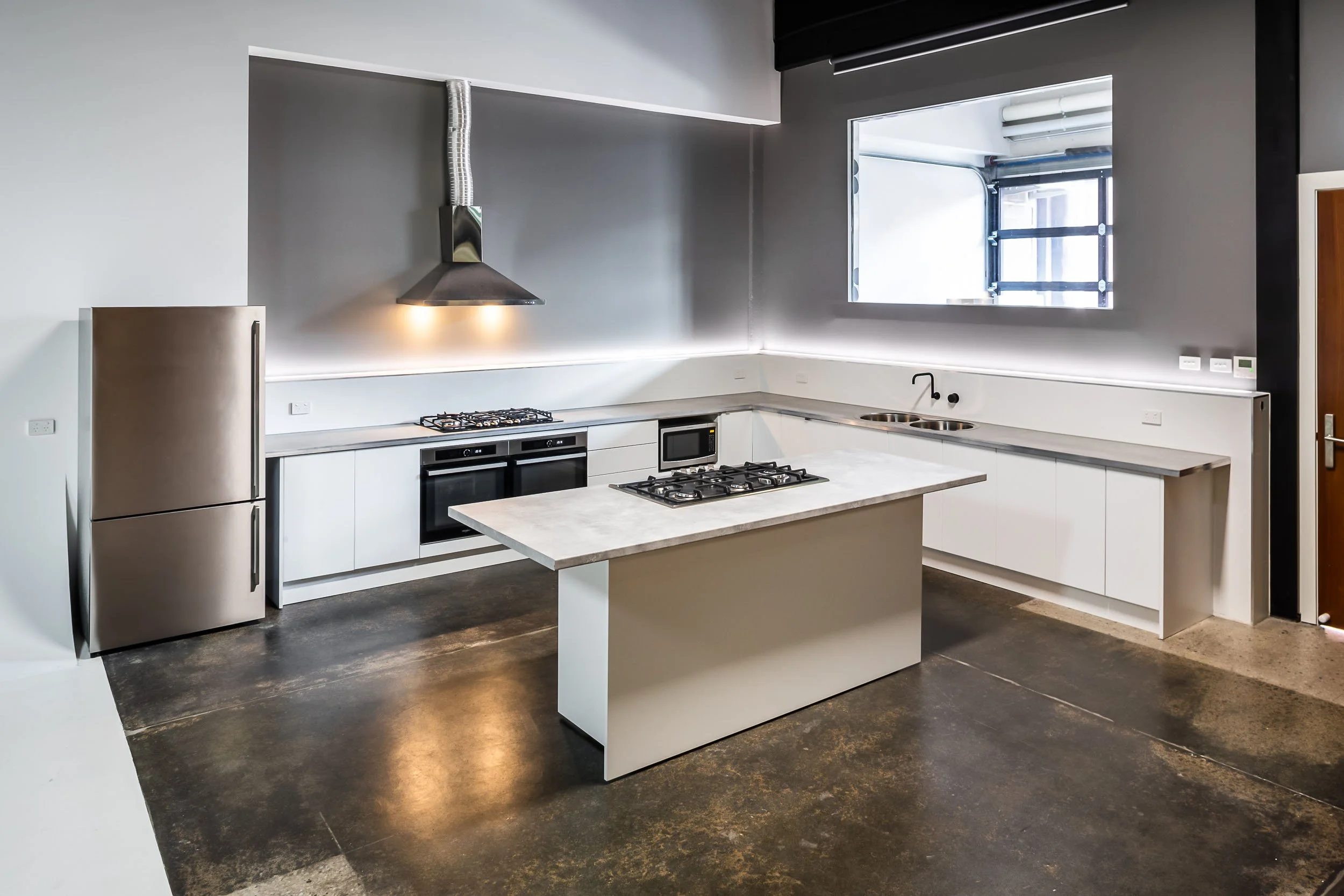 1-Glow-Studios_GF_kitchen-sound-video-photogaphy.jpg