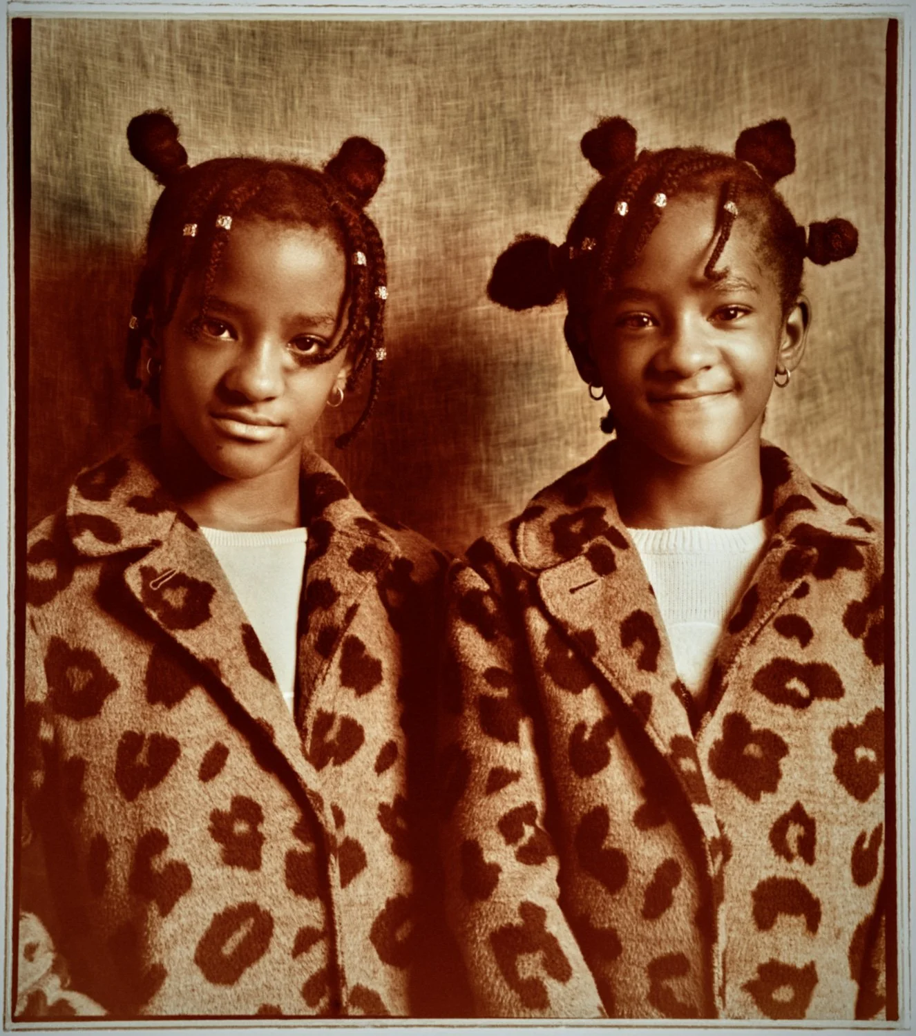 TWINS_KAYLIN-&-JANAIA_fin-1_FIN_FIN_FIN.jpg