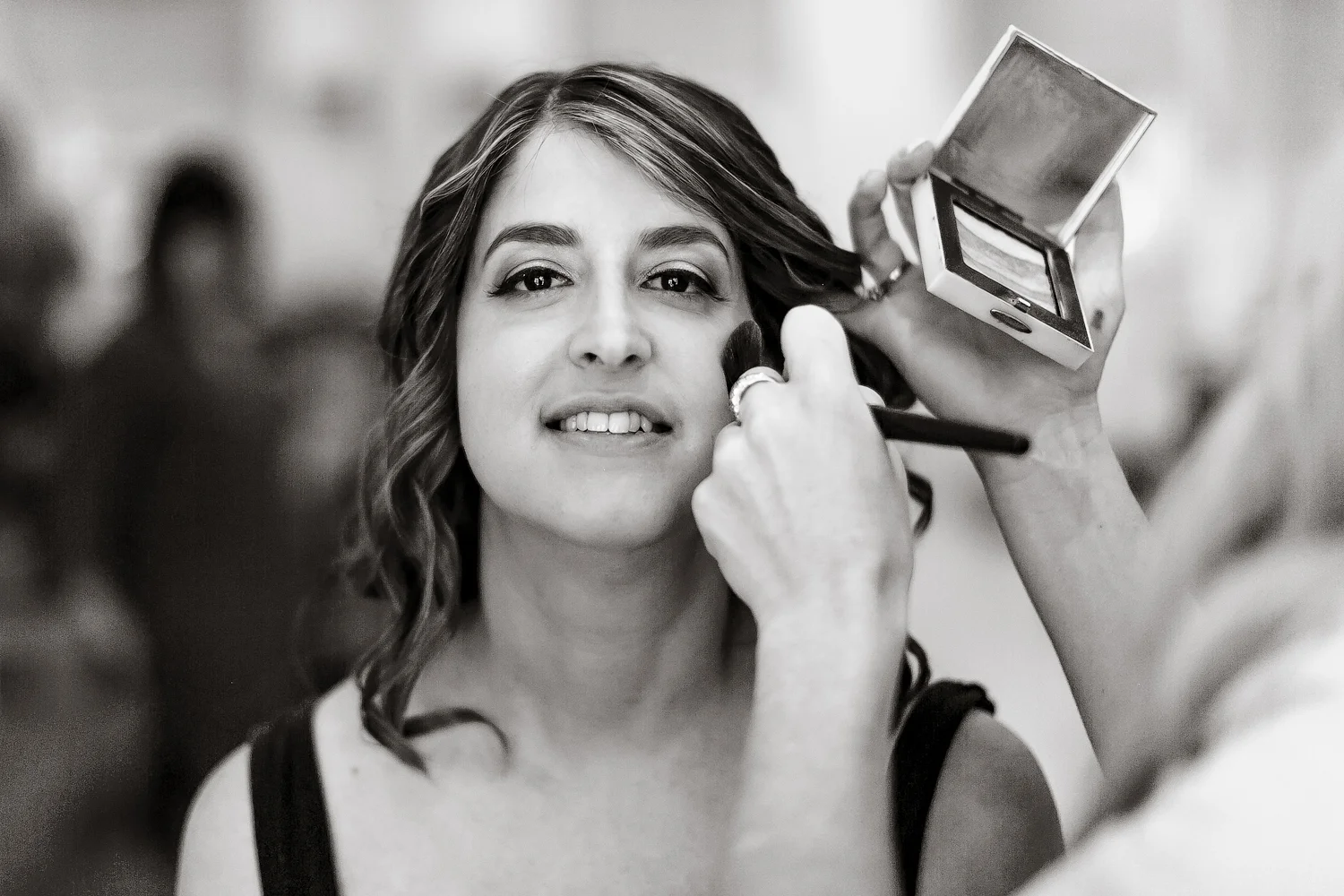01_Bride_Prep (3).jpg