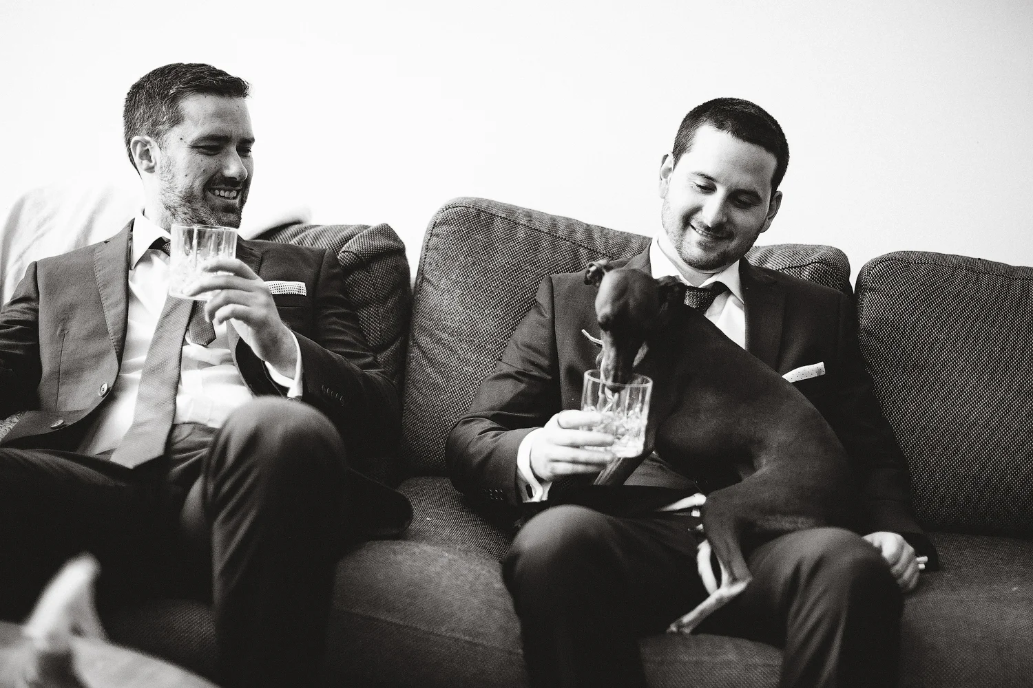 02_Groom_Prep (16).jpg