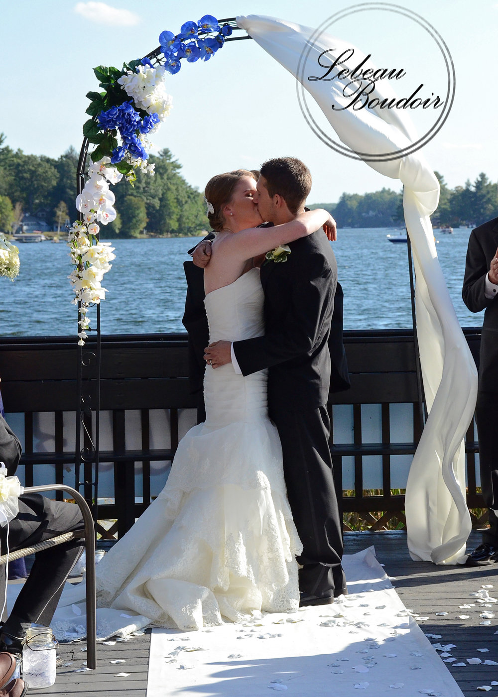 lake congamond southwick weddings first kiss