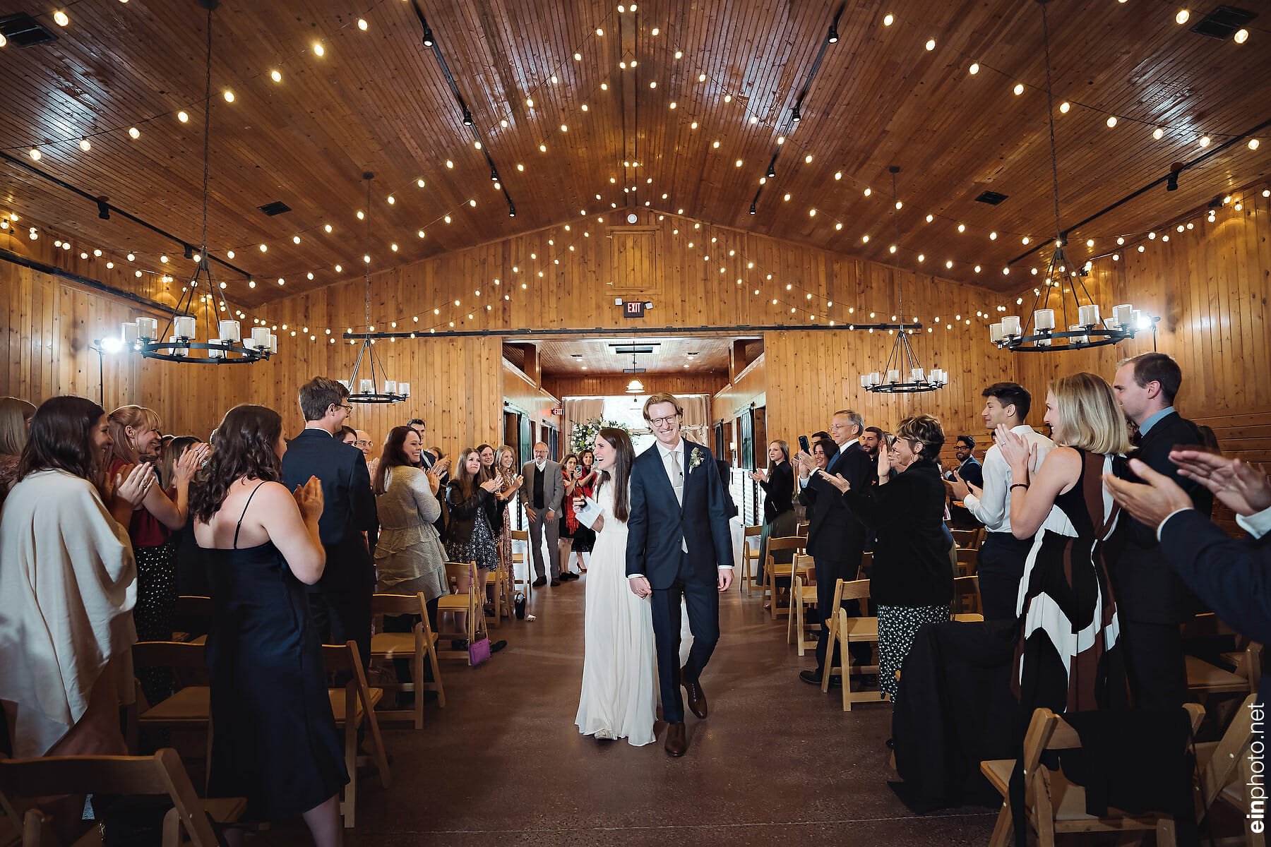 The-BARN-at-Liberty-Farms-Wedding-022.jpeg