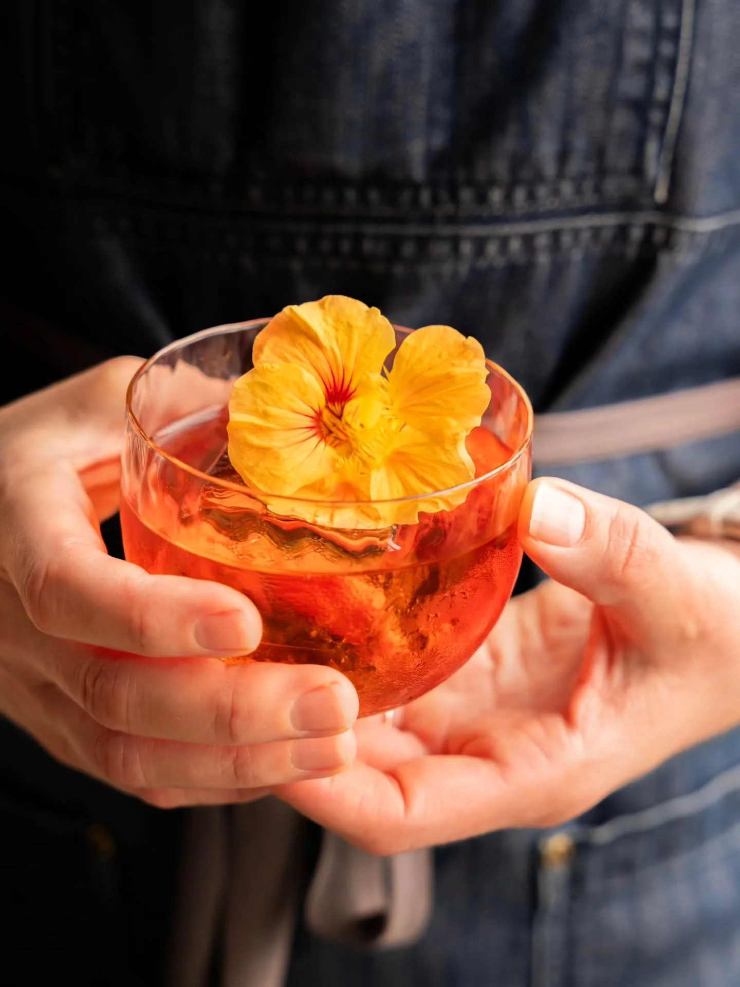 #NegroniWeek is here again! ❤️

Bars and restaurants worldwide are uniting to celebrate one of the most iconic cocktails while raising money for a good cause. From September 26-28, Negroni-centric drinks will take over our cocktail list because, well