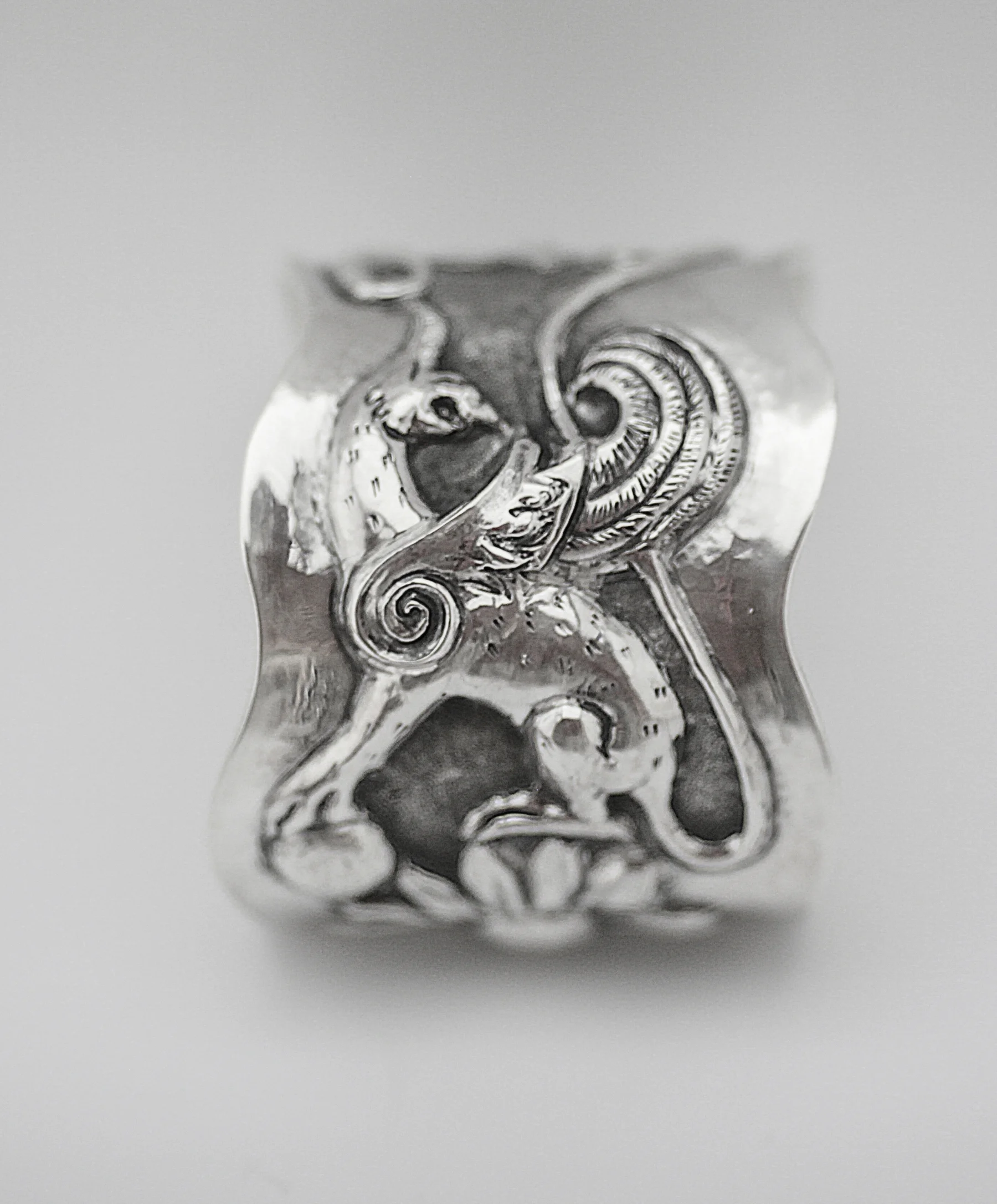 Griffon Protector of the Devine Sun