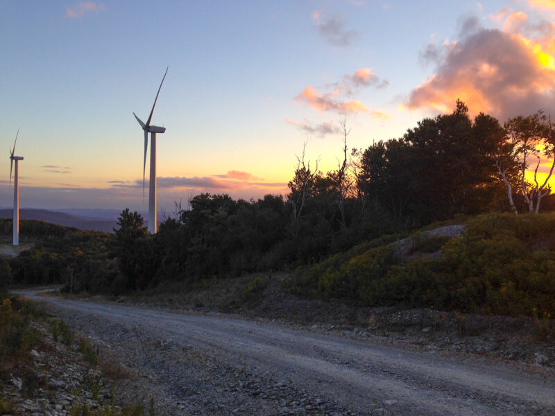 RW_WindTurbines2.jpg