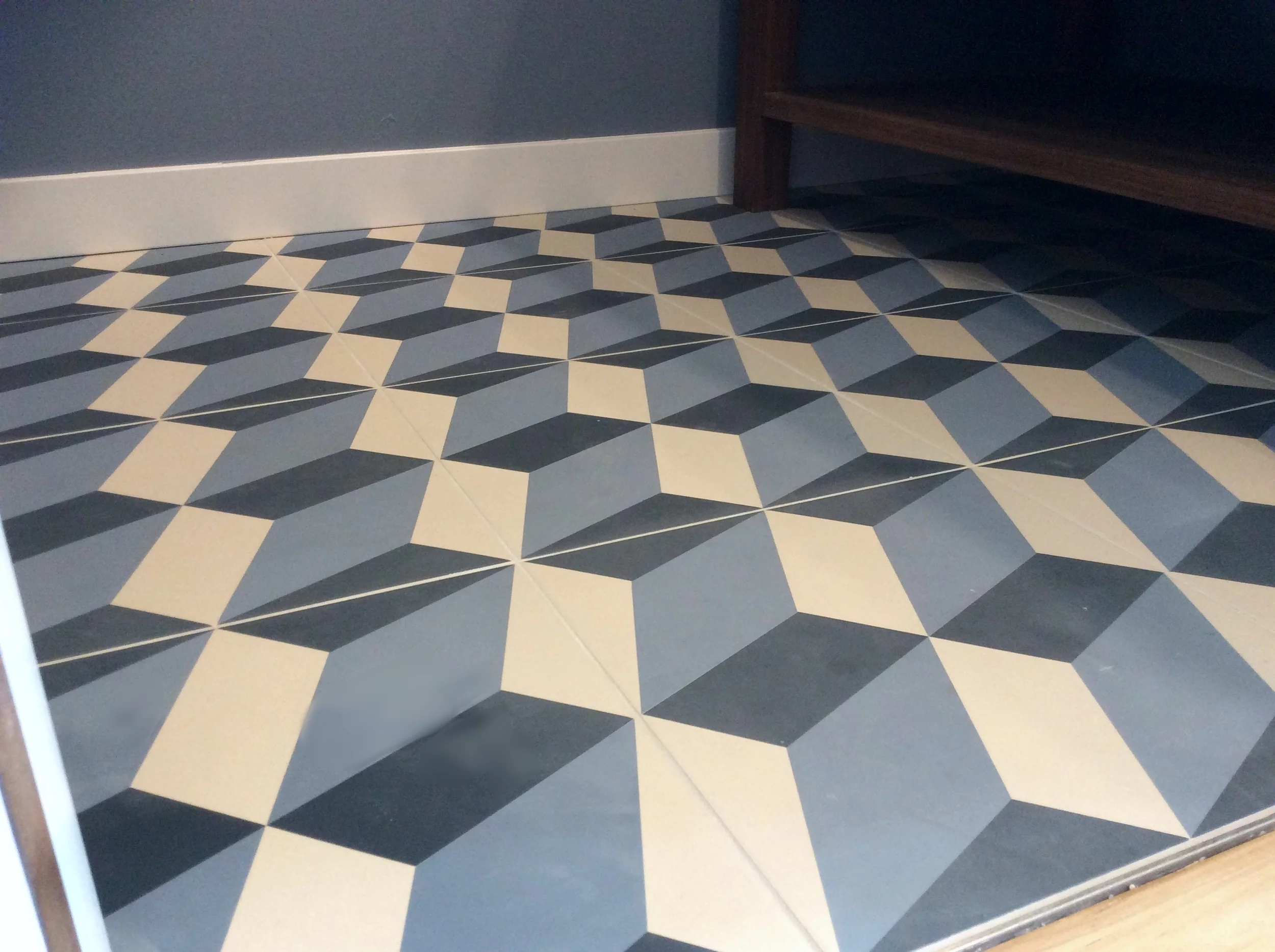 Unique 3D Illusion Tile