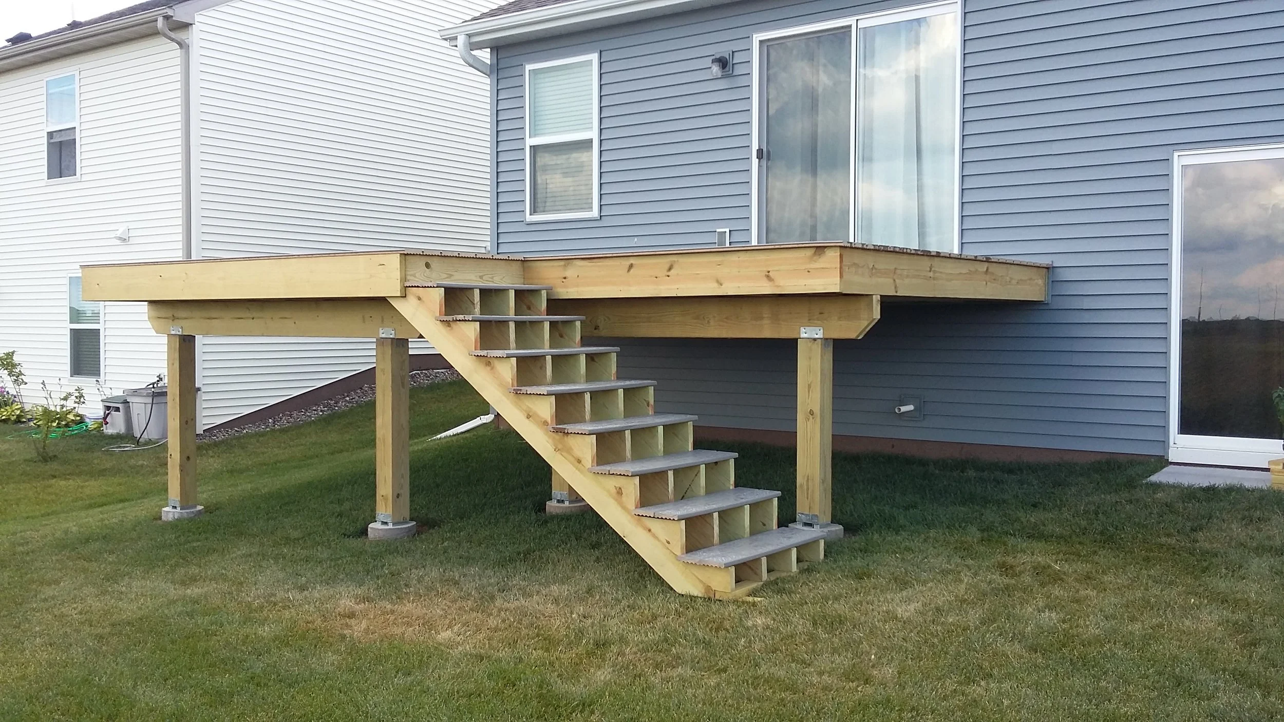 Deck Pre-Railing
