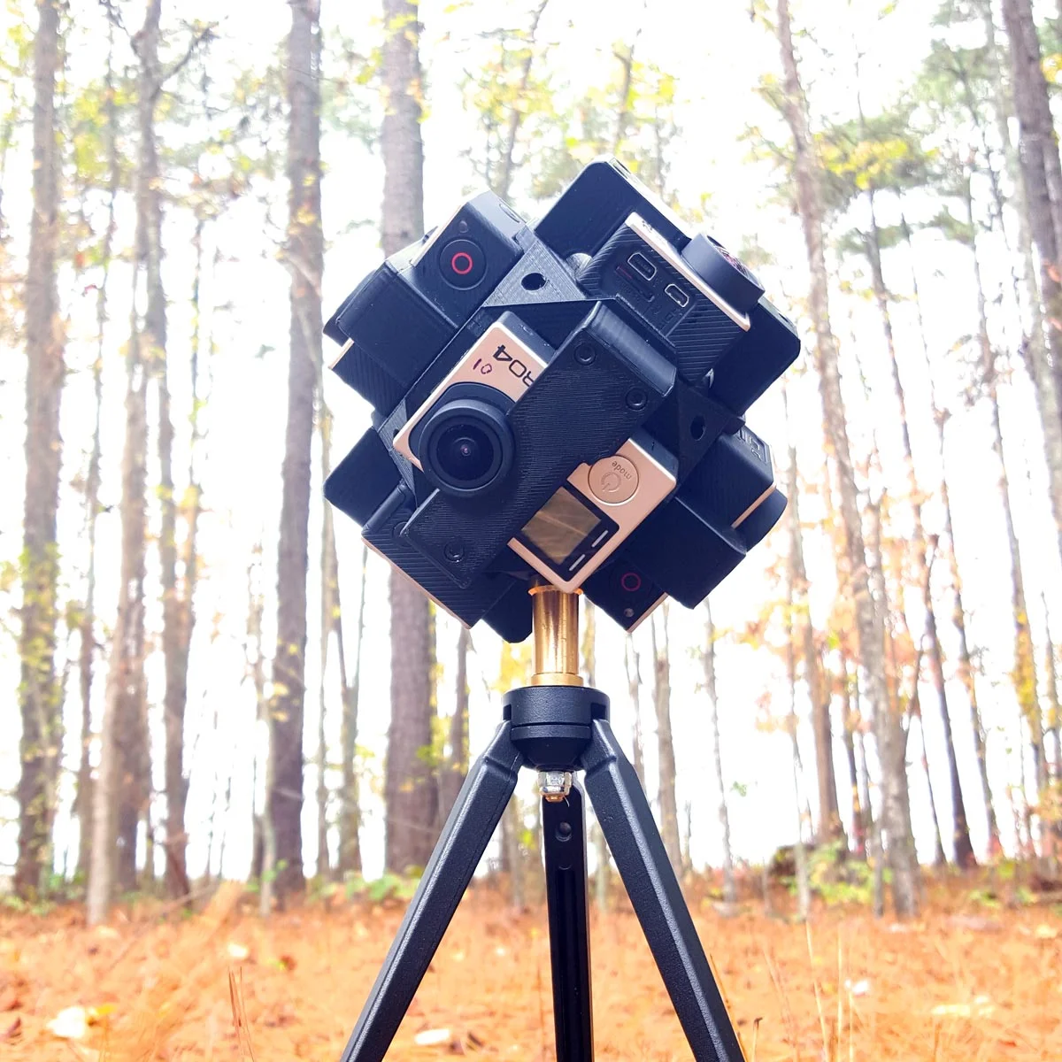 LEVR-6camera-360-rig.jpg