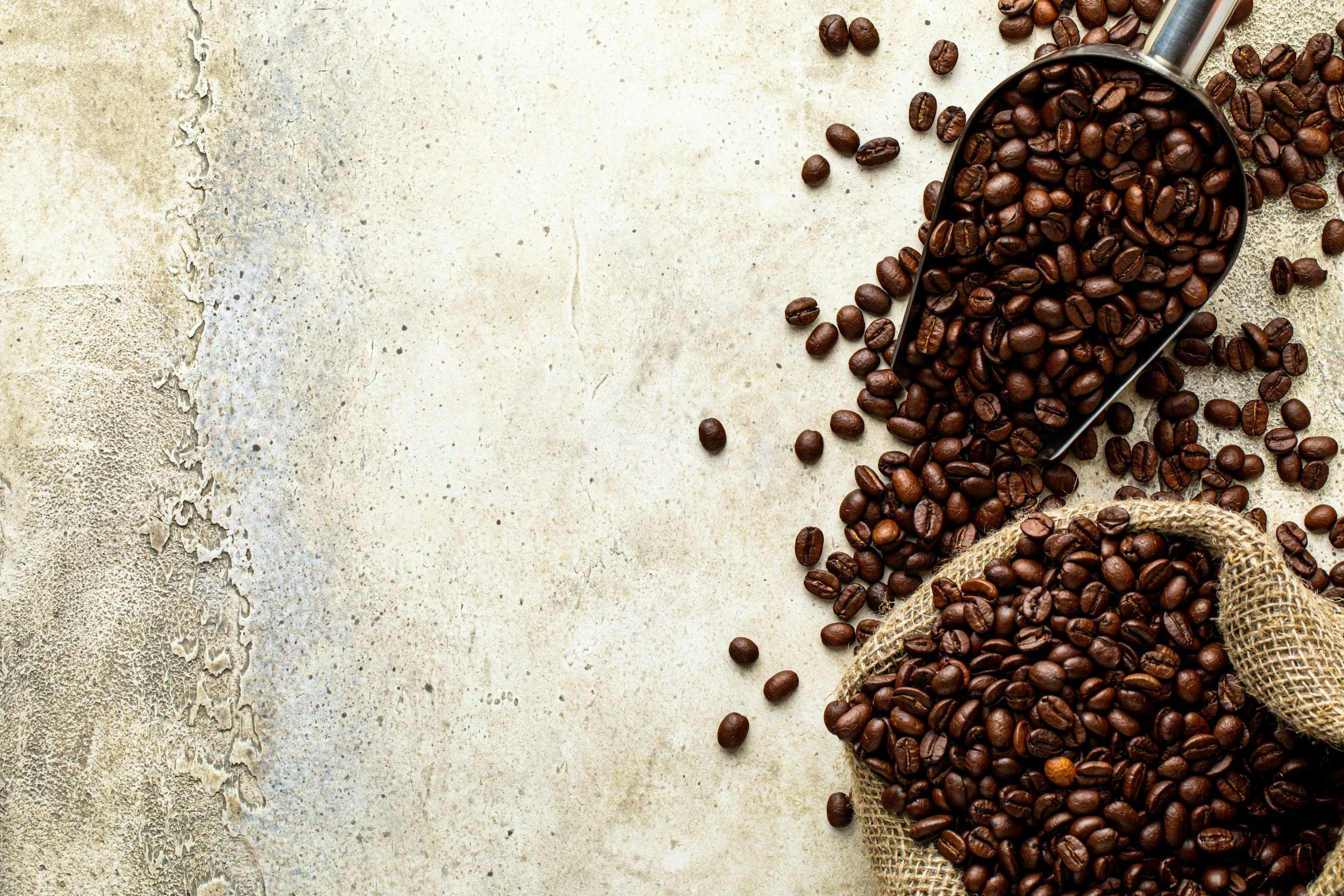 Votre café du matin : boost intelligent… ou piège silencieux ?