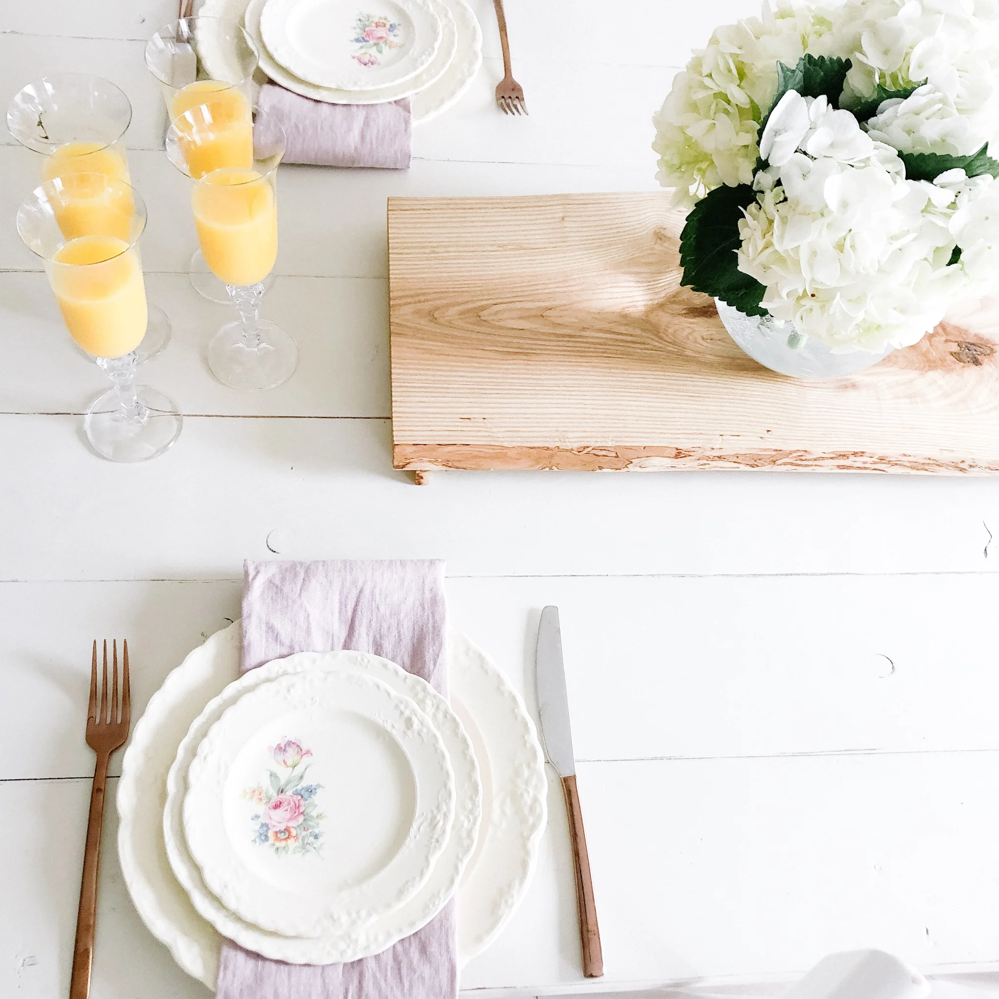 Mother's Day Tablescape 🌷
