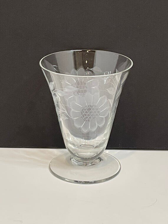 vintage-mid-century-etched-sunflower-wine-or-liquor-glass.jpg