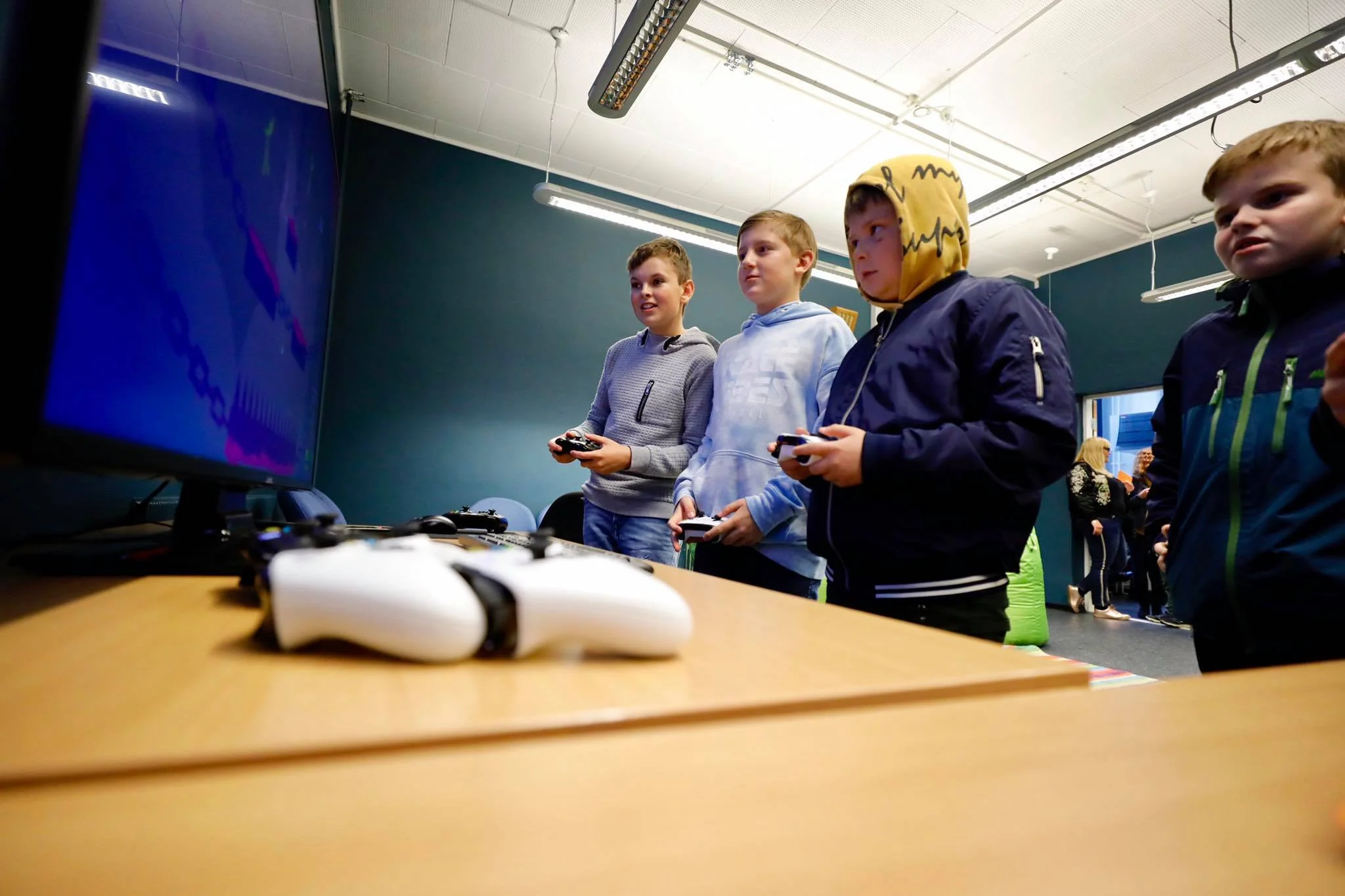 Gaming er populært blant de unge.
