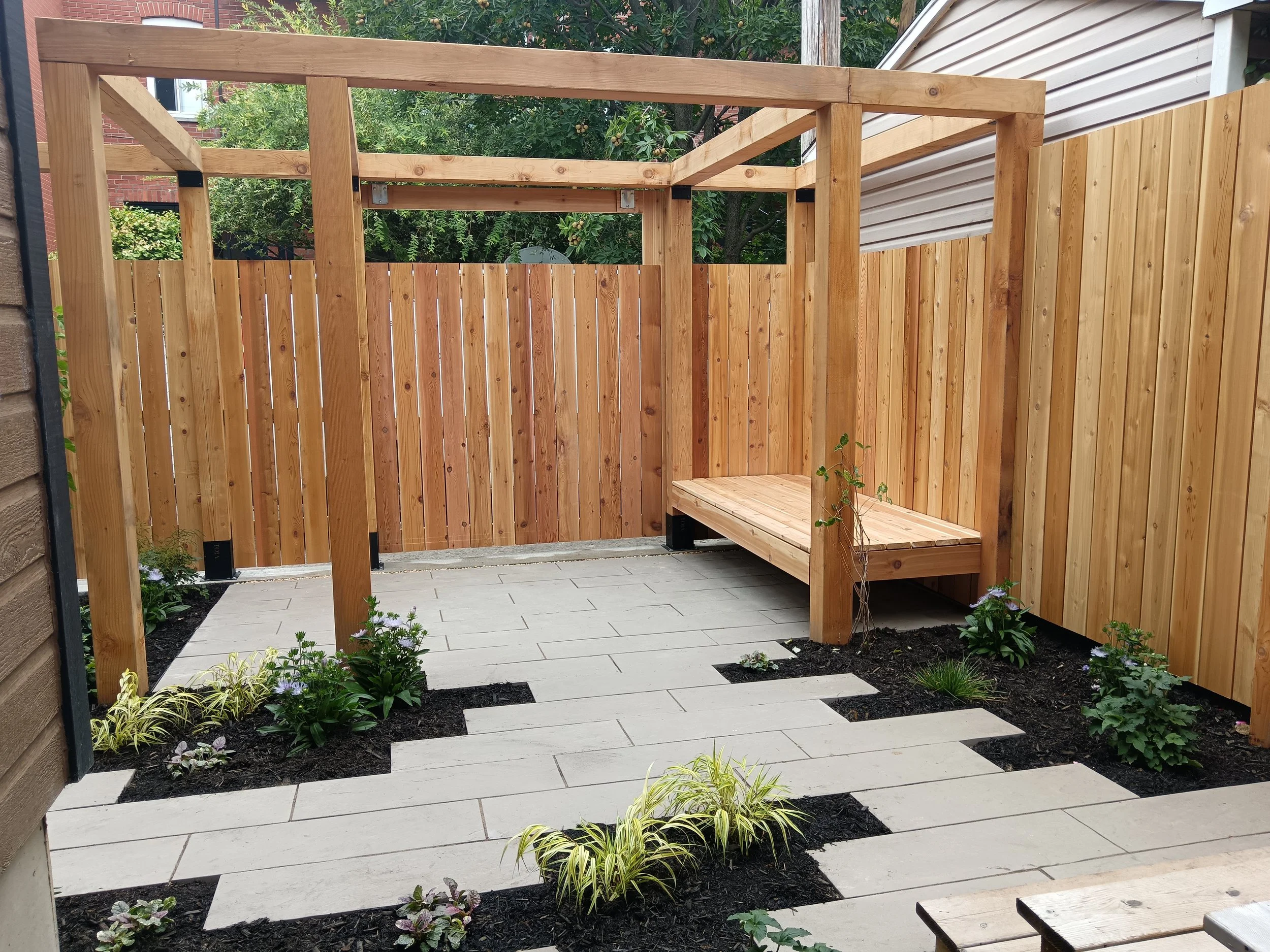 Clôture + pergola en bois de cèdre - Villeray