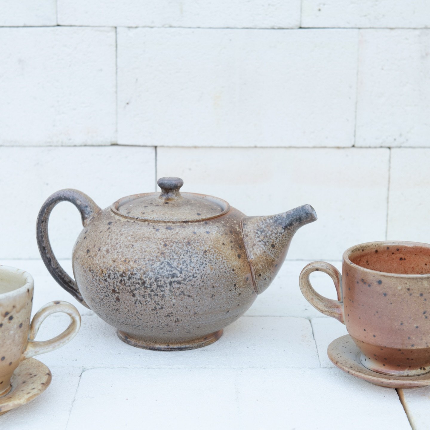 Check out my shop for the holidays! Link in bio. There are lots of pots from firing number 9. If you want to see my work in person, the Portland Pottery Holiday Show starts December 12. Thanks for looking! 🎄 

#teapot #tea #woodfiredpottery #woodfir
