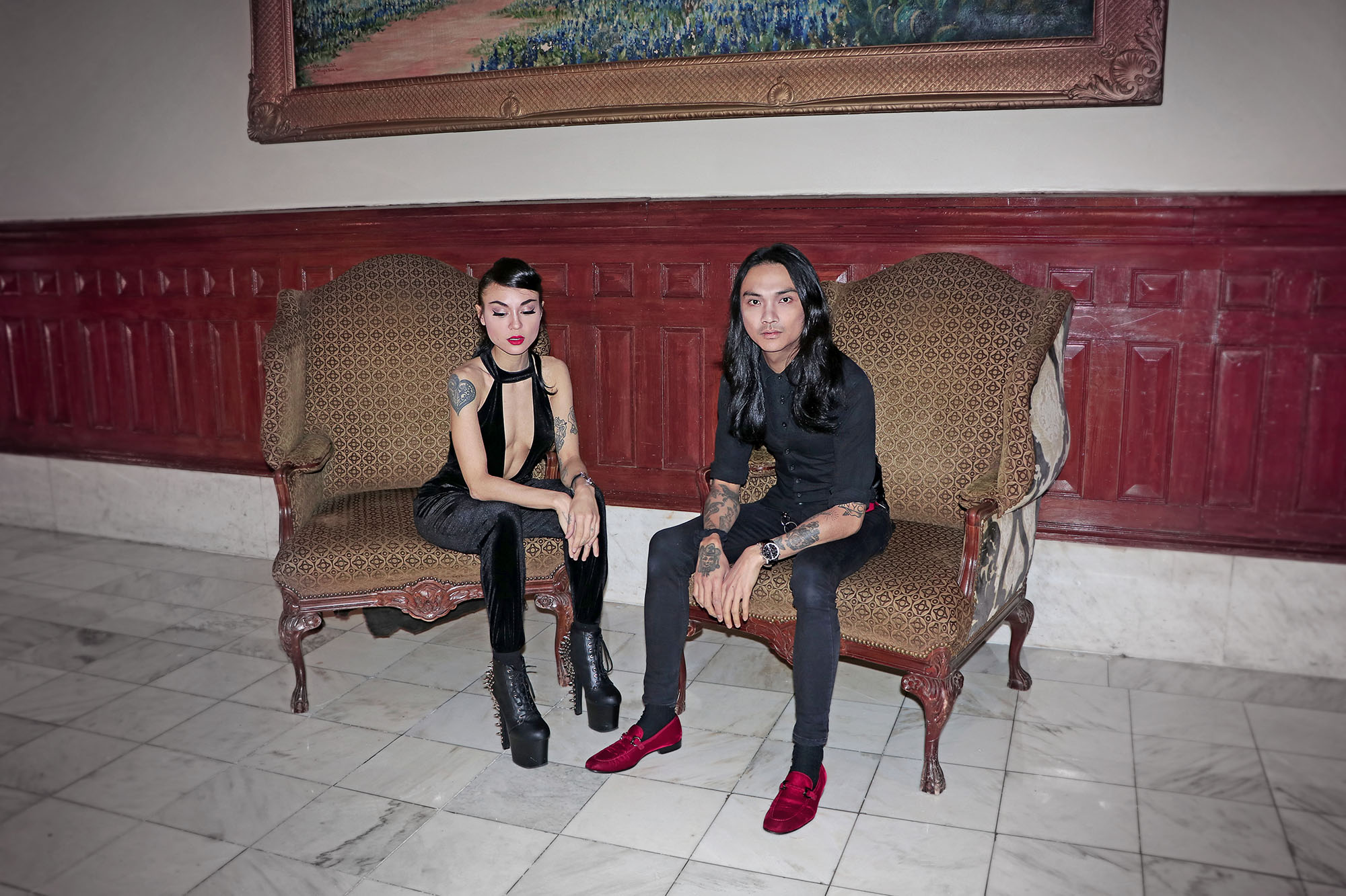 DRISKIL SITTING TURBO GOTH 1 smaller.jpg