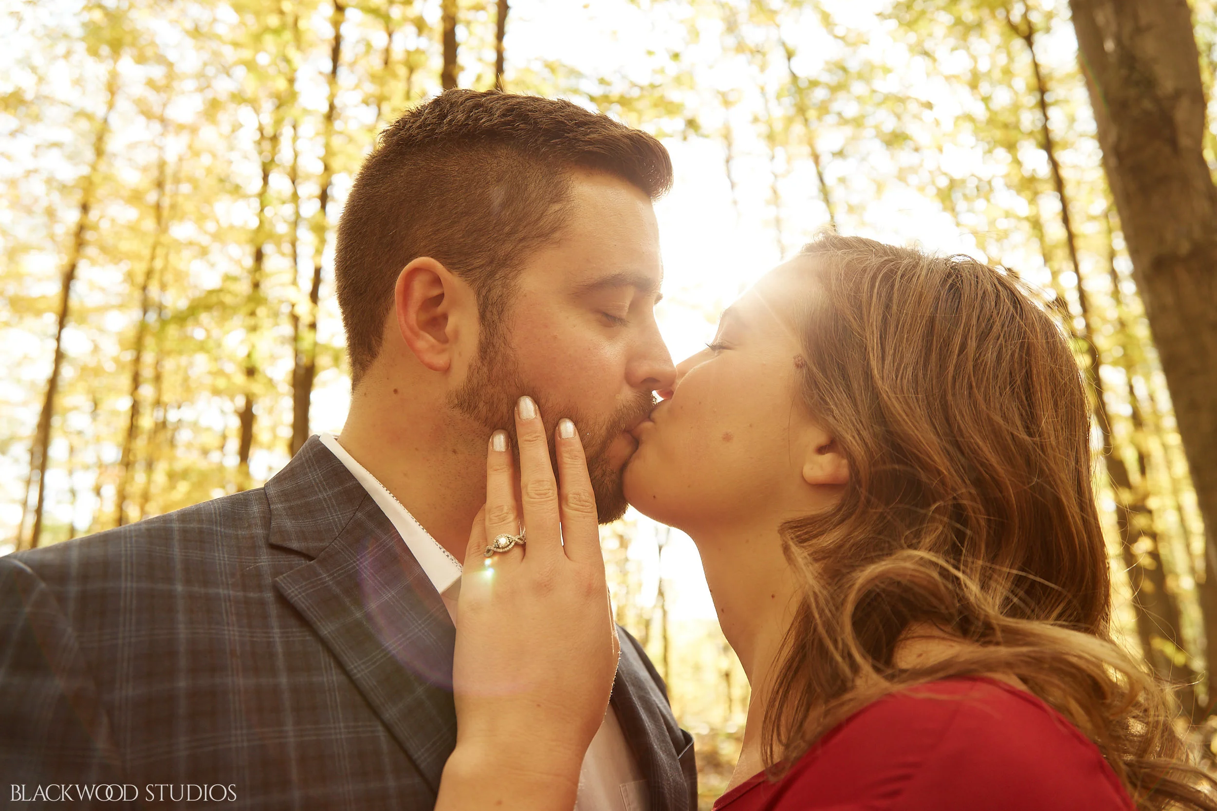 Blackwood-Studios-20181014-161041-Dave-and-Natalie-Engagement-0542-Rattlesnake-Point-Conservation-Area-Milton-Ontario.jpg