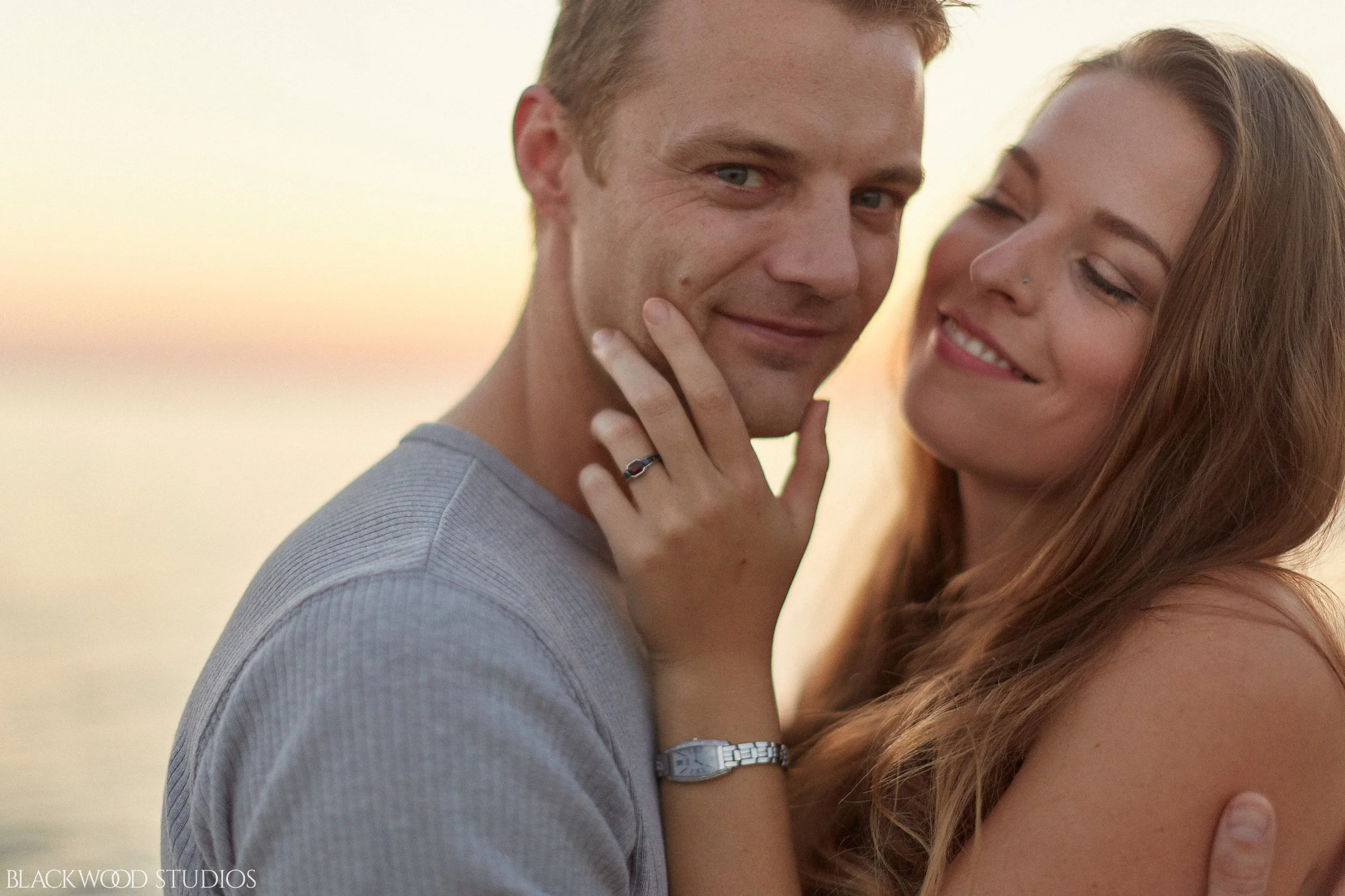 Blackwood-Studios-photography-20170922-191753-Mika-Dunno-and-Greg-Engagement-Port-Stanley-Beach-Ontario-sunset.jpg