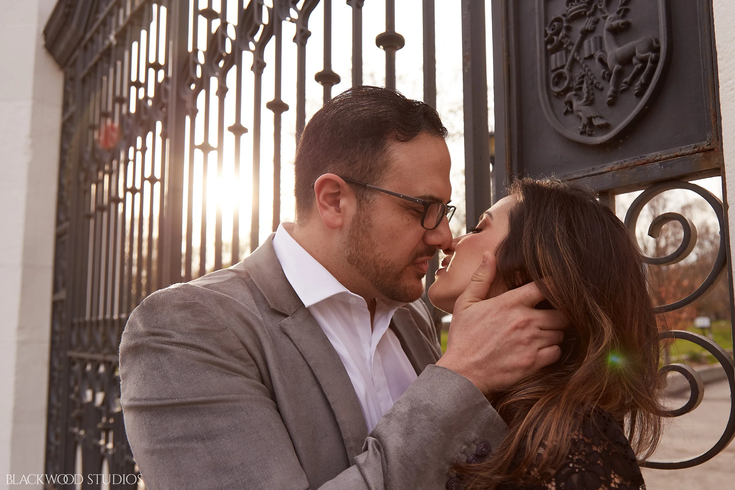 Blackwood-Studios-20190504190048-Rosalia-and-Paul-Engagement-Photography-Trinity-Bellwoods-Toronto-Ontario-Canada.jpg