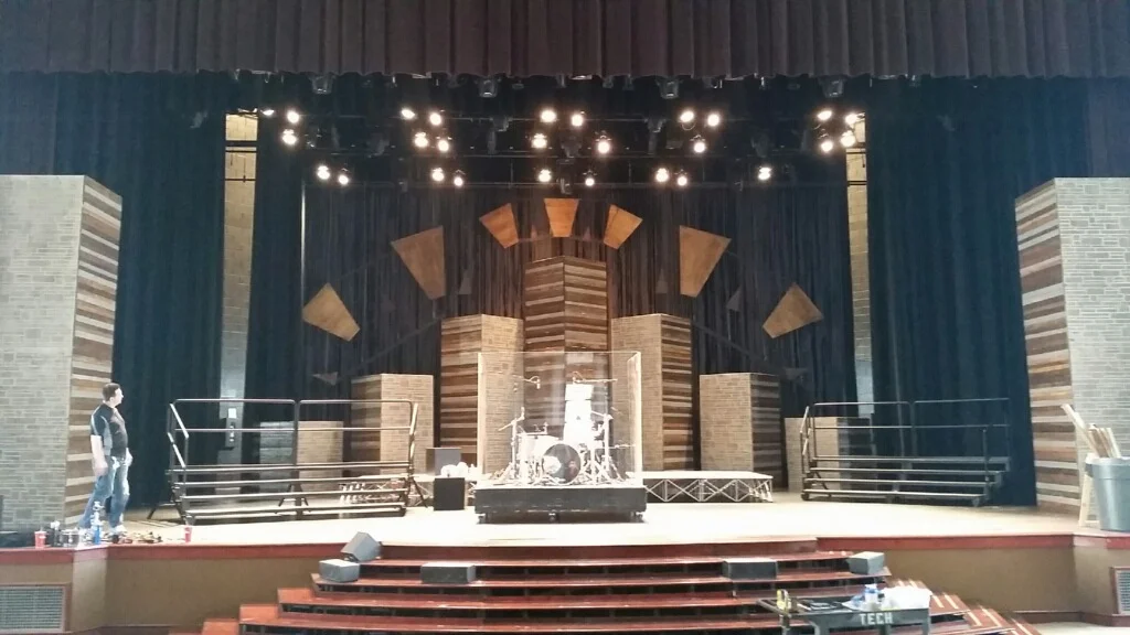 PERIMETER CHURCH: MAIN STAGE