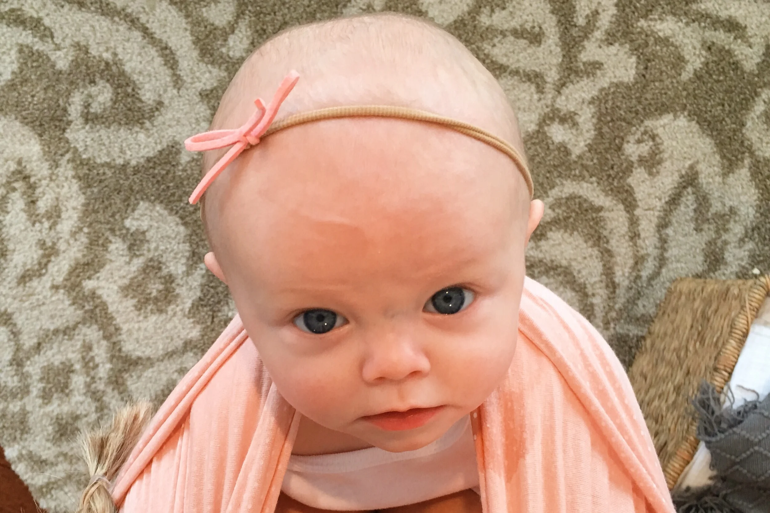 Baby carrying | baby wrap | mom life | wife. Mother. Lifestyle blogger