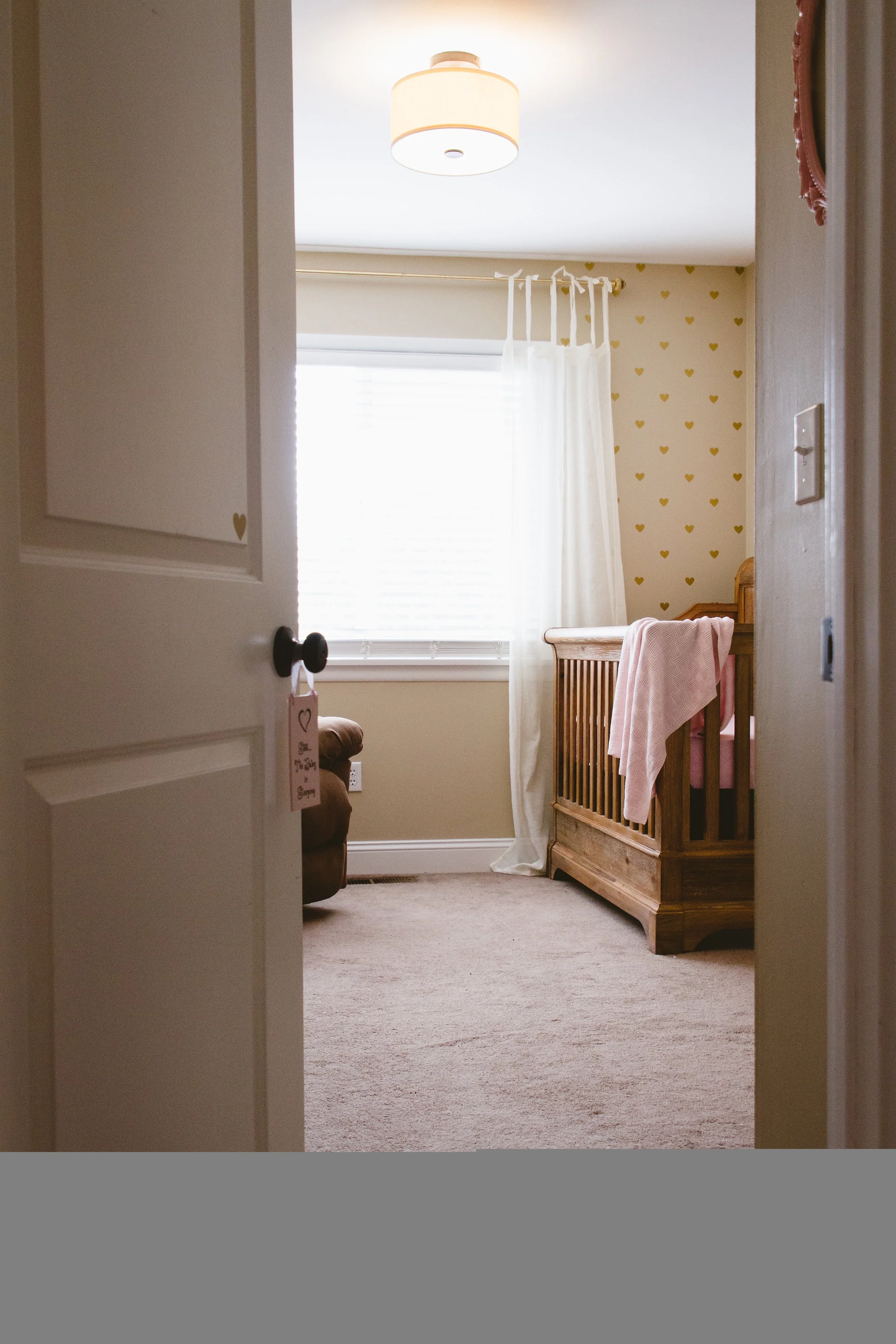 Heart of GOLD Nursery Wall • The Winemakers Wife • Meagan Kludt • Wife. Mother. Lifestyle Blogger