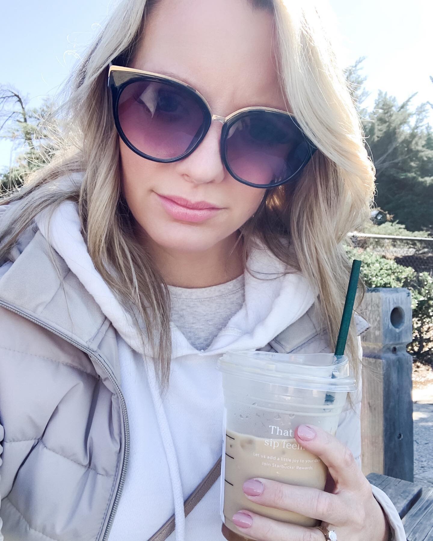 Anyone else also order iced coffee in February? My hands might be cold but my soul is happy! 
#icedcoffee #coffeemom #coffeelover #coffeetime #coffeeaddict