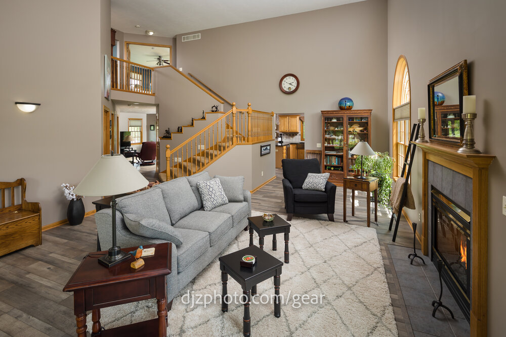 Real Estate Photography - Multiple Shots of the Same Room 1.jpg