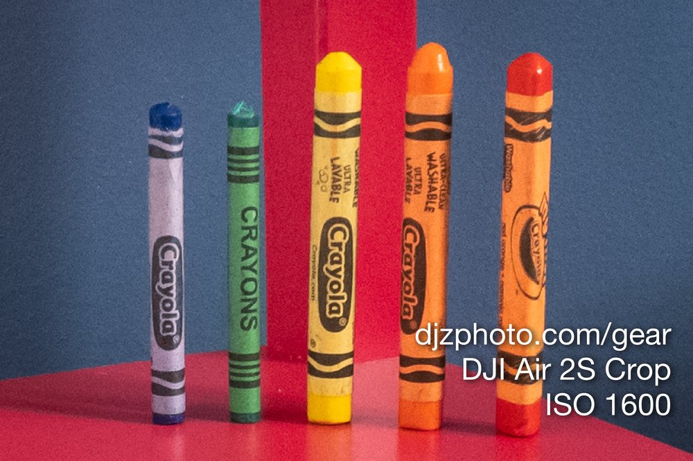 Mavic 3 vs DJI Air 2S Park Crayon Crop ISO 1600 - DJI Air 2S.jpg