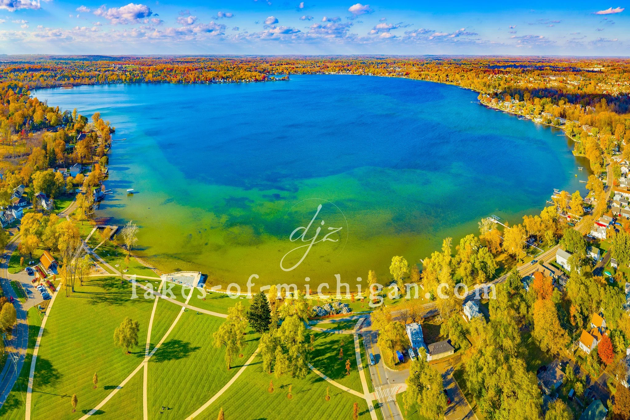 Walled Lake near Novi Aerial Photo from SE