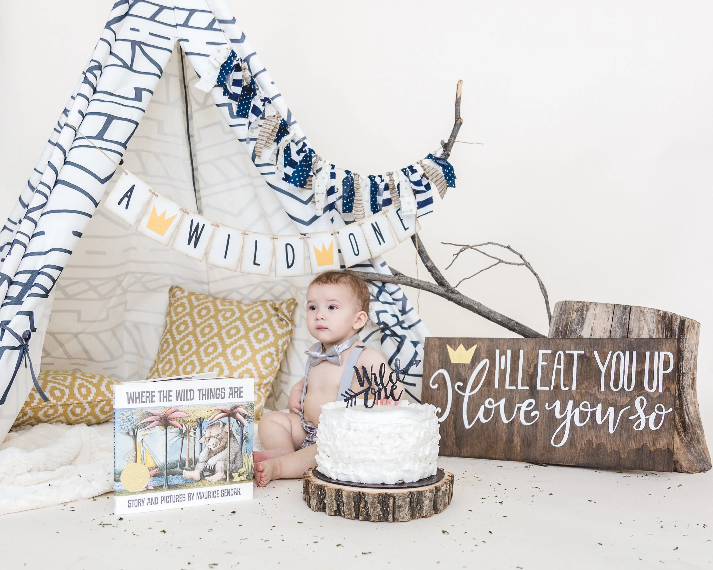 Mateo Cake Smash-105.jpg