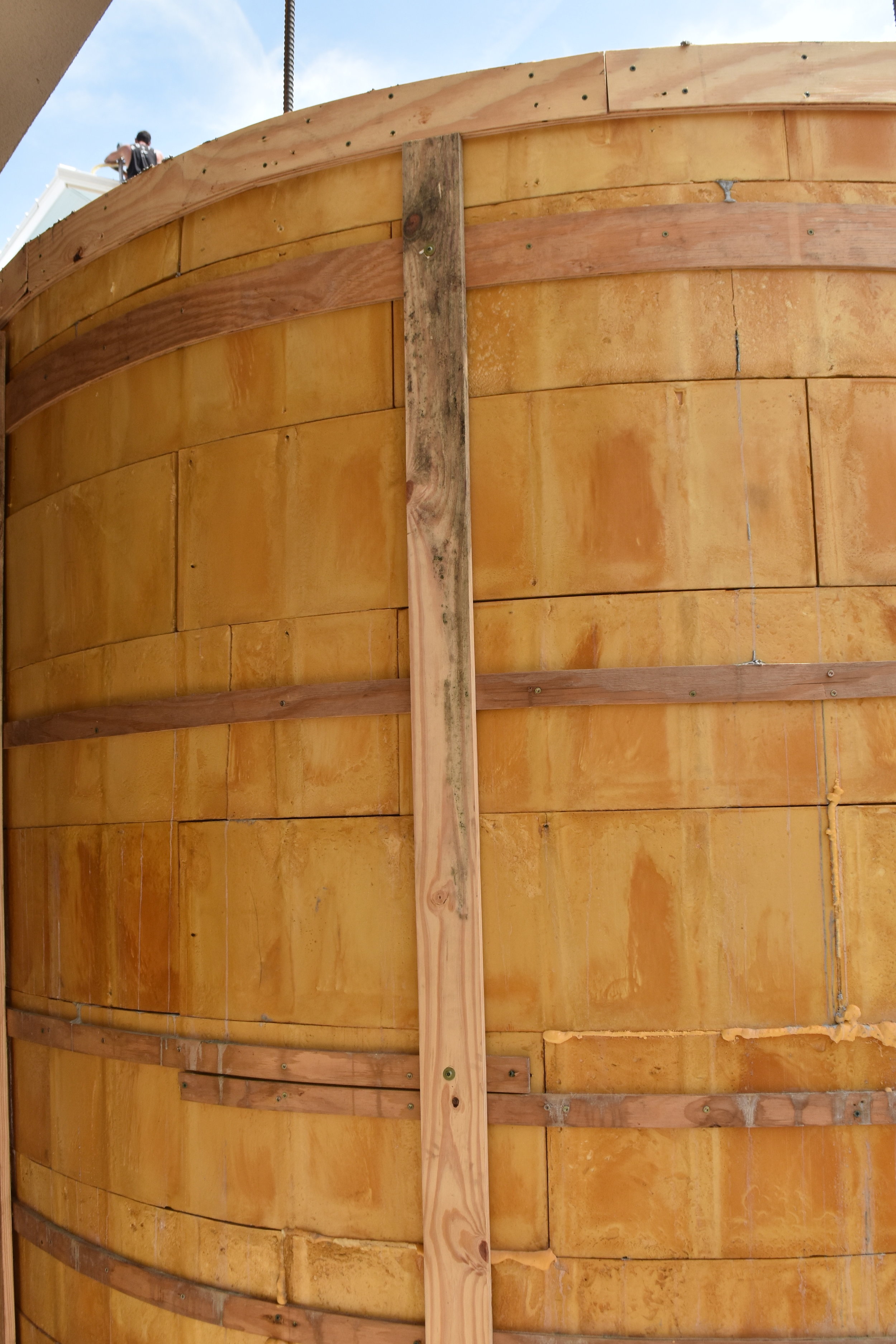 Round wall