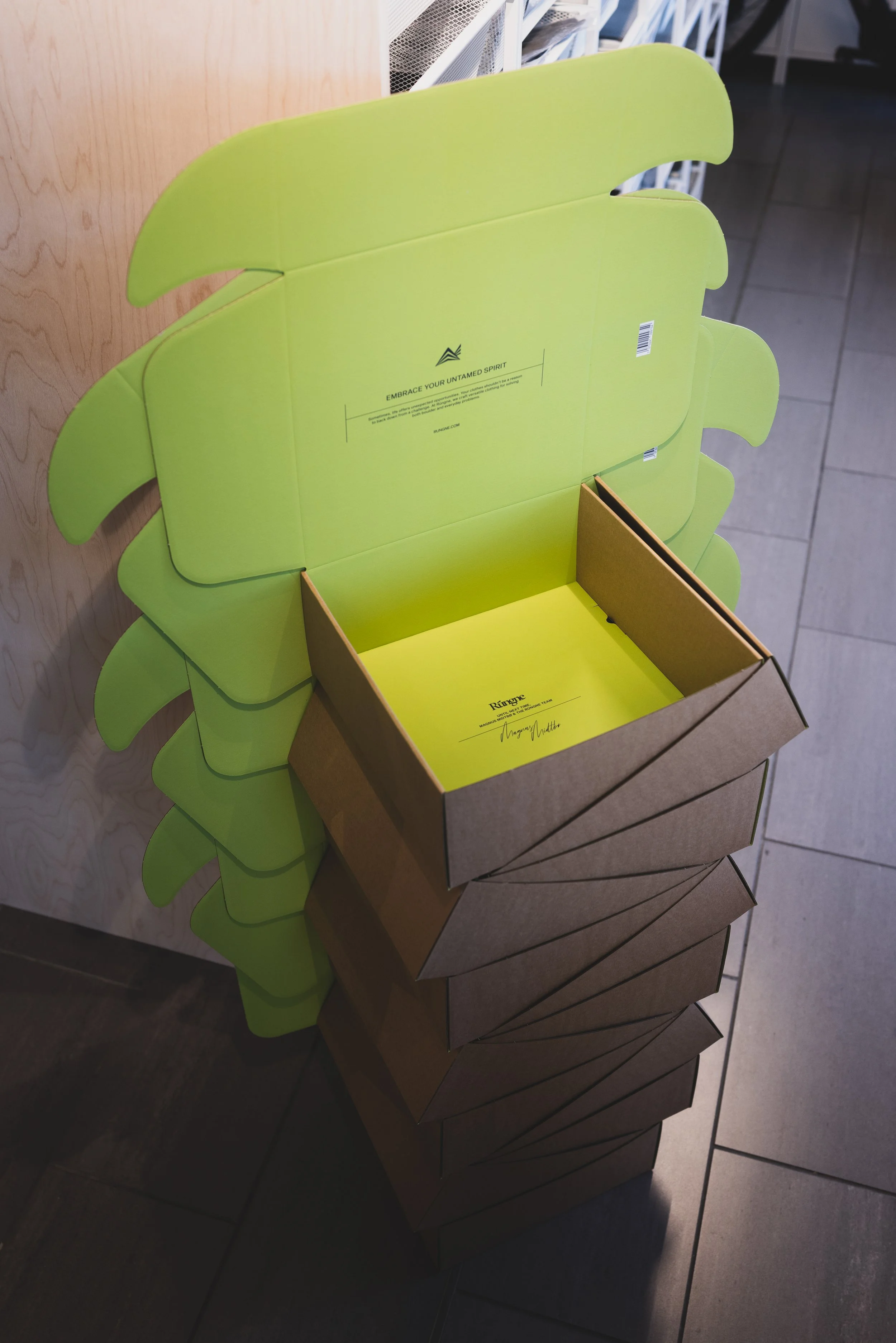 Office Shots, B2B_Lightroom-7.jpg