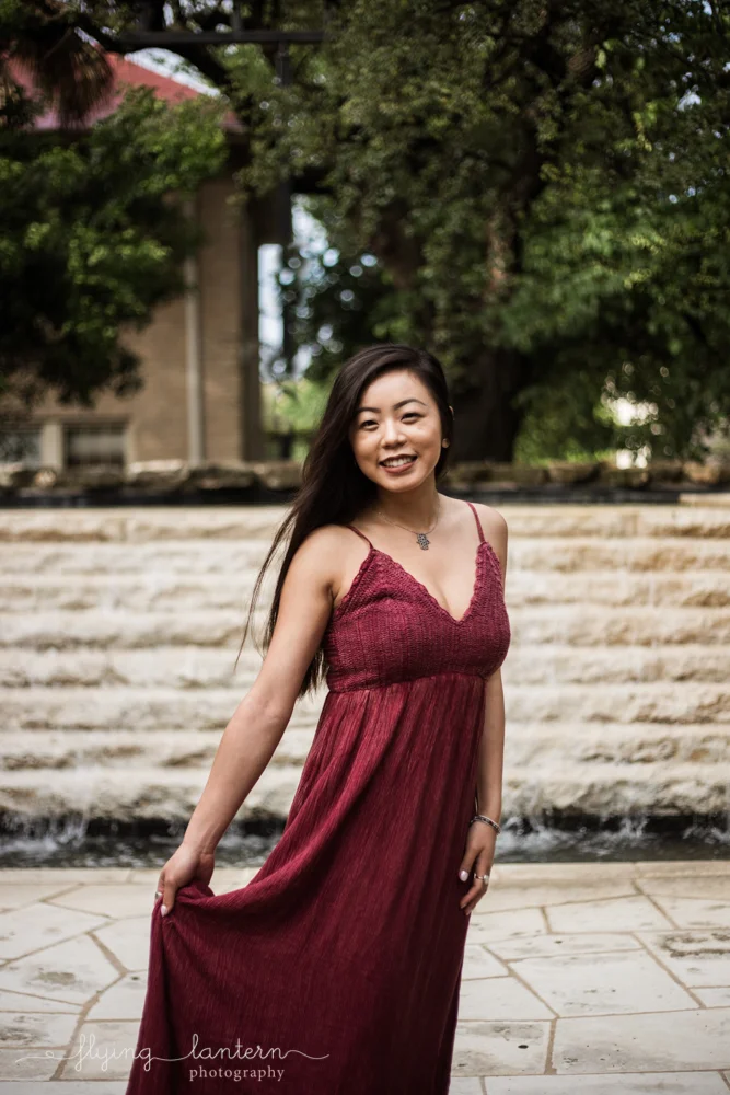 college_senior_portrait_0518_8.jpg