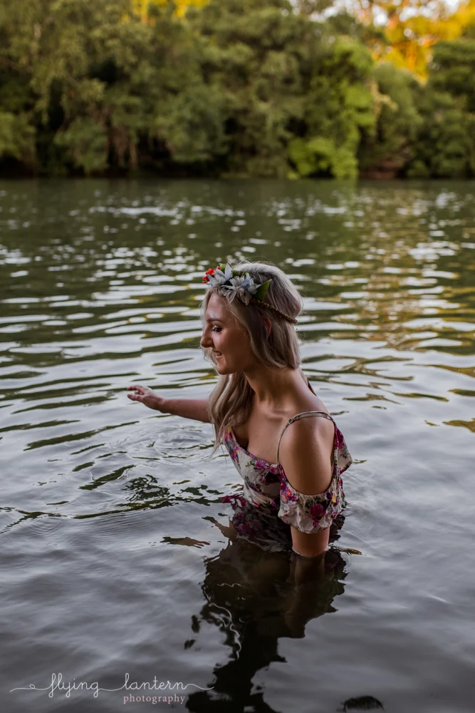 water_girl_portrait_0518_34.jpg