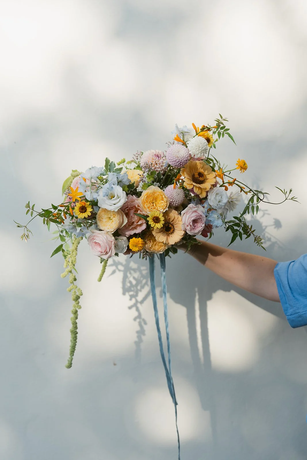 pastel-summer-bridal-bouquet-dahlias-roses.jpg